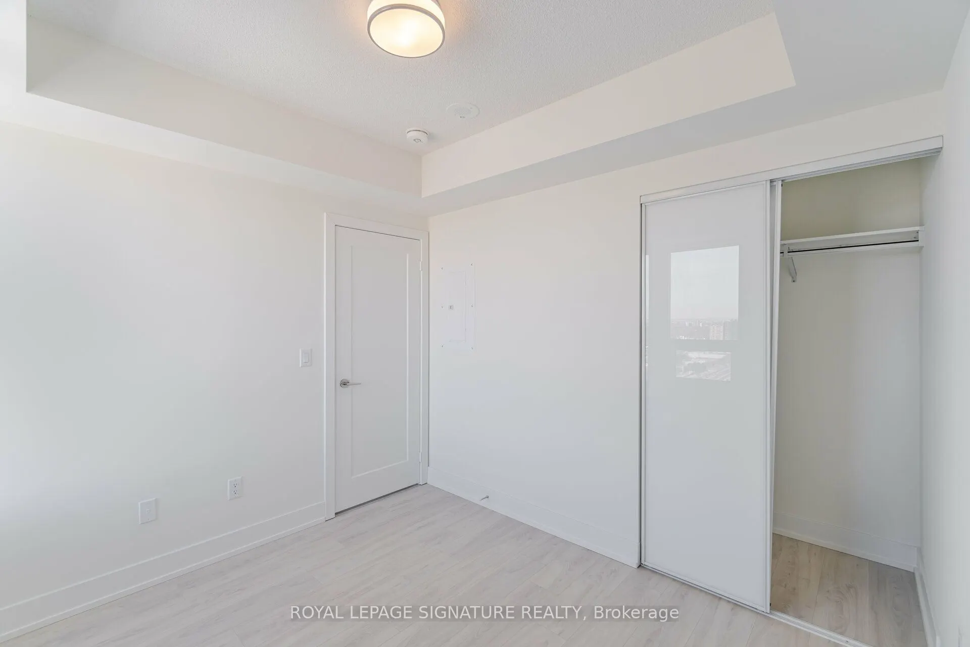 10 Eva Road, #2705