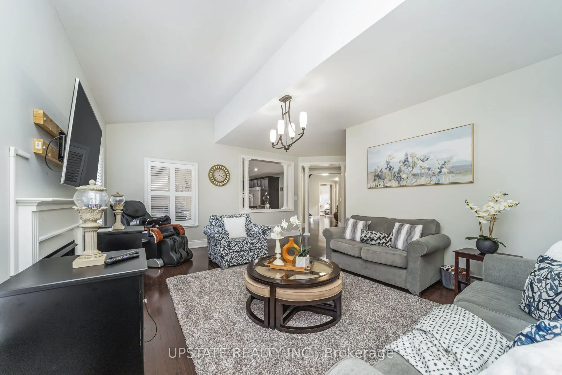 105 Royal West Drive