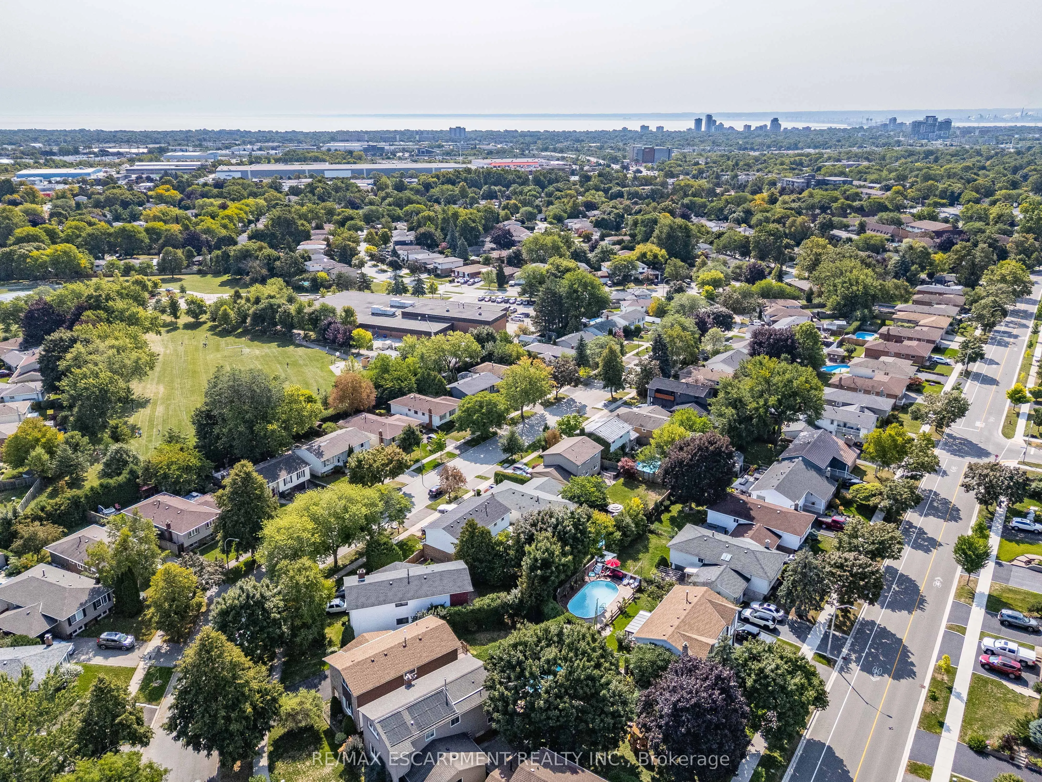 3149 Michael Crescent