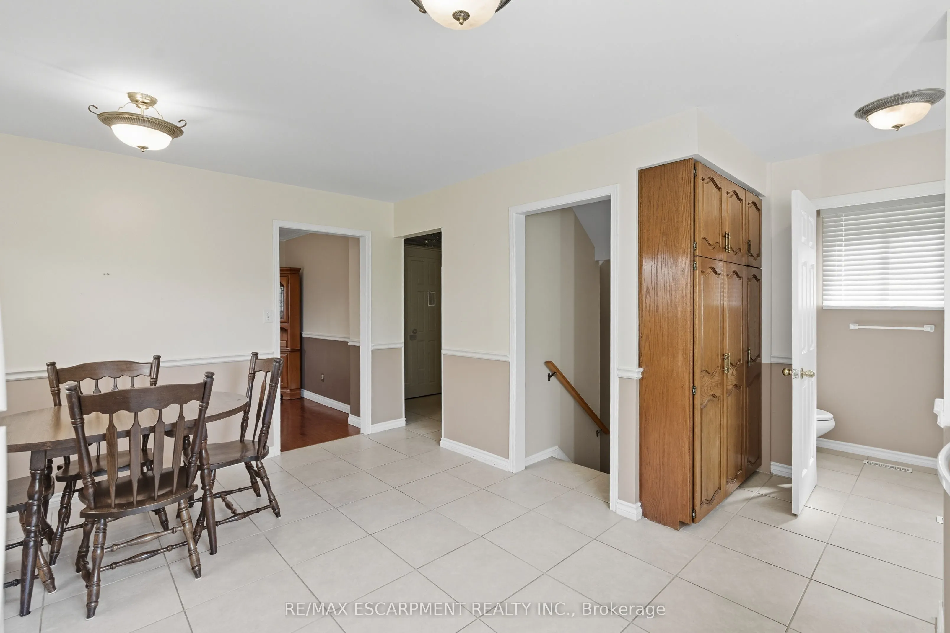 3149 Michael Crescent