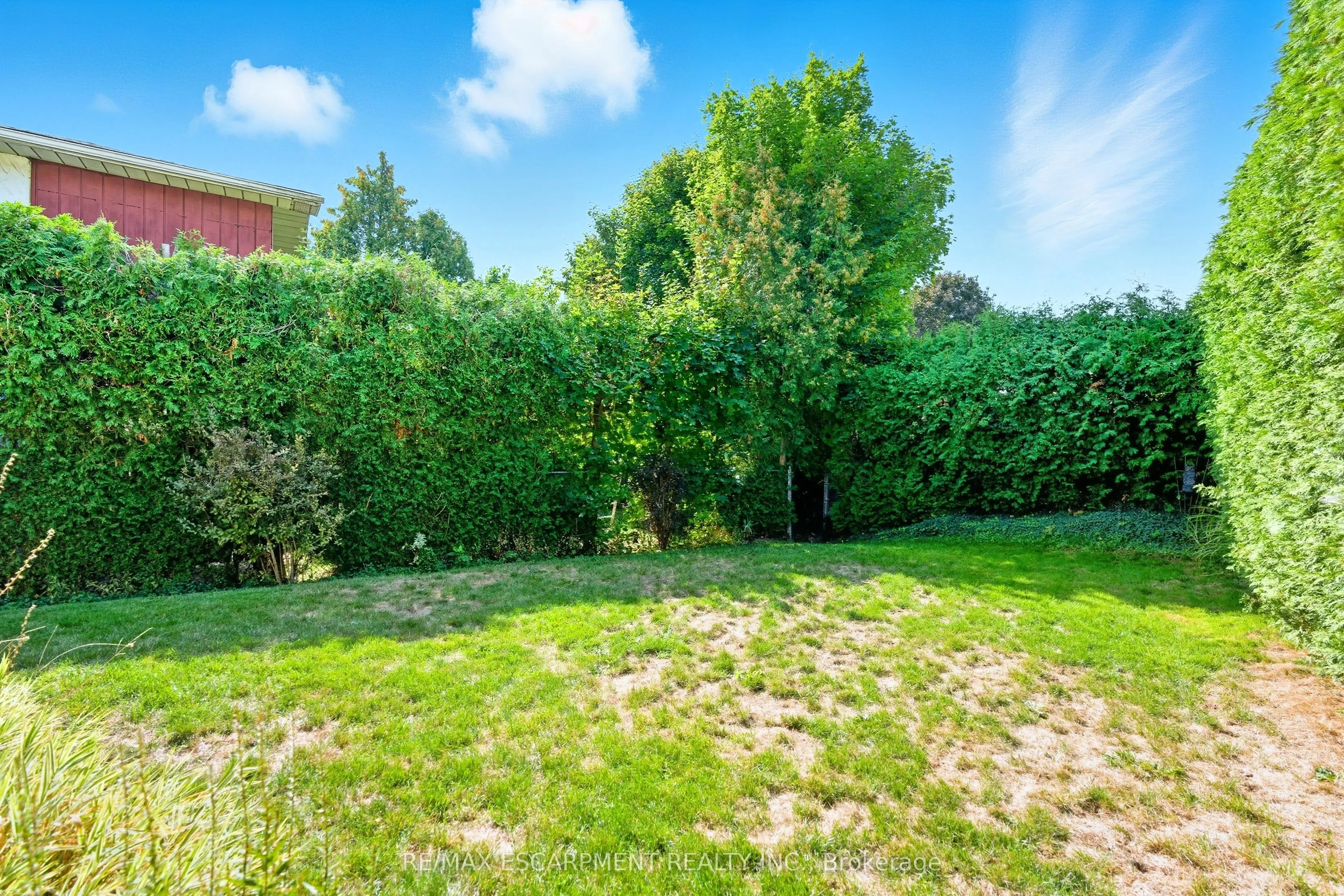 3149 Michael Crescent