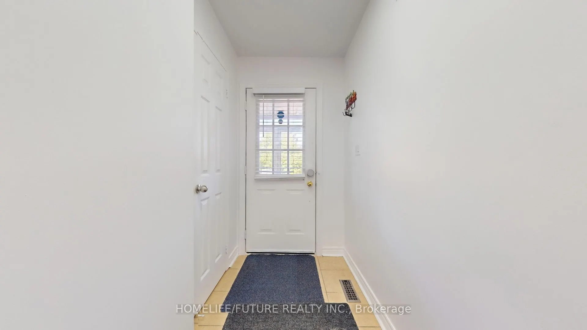 820 Bethany Crescent