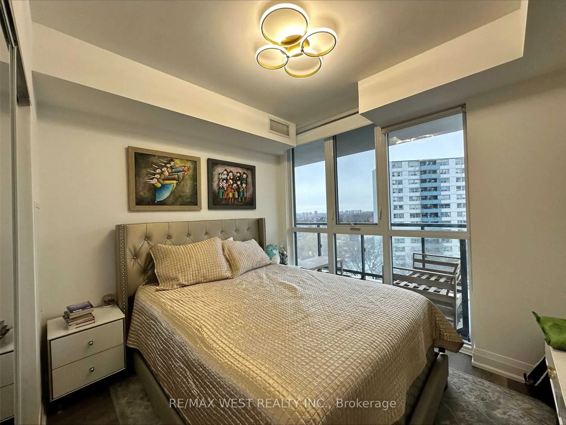 1461 Lawrence Avenue W, #804