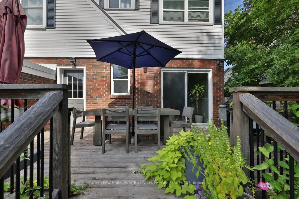 886 Whitney Drive