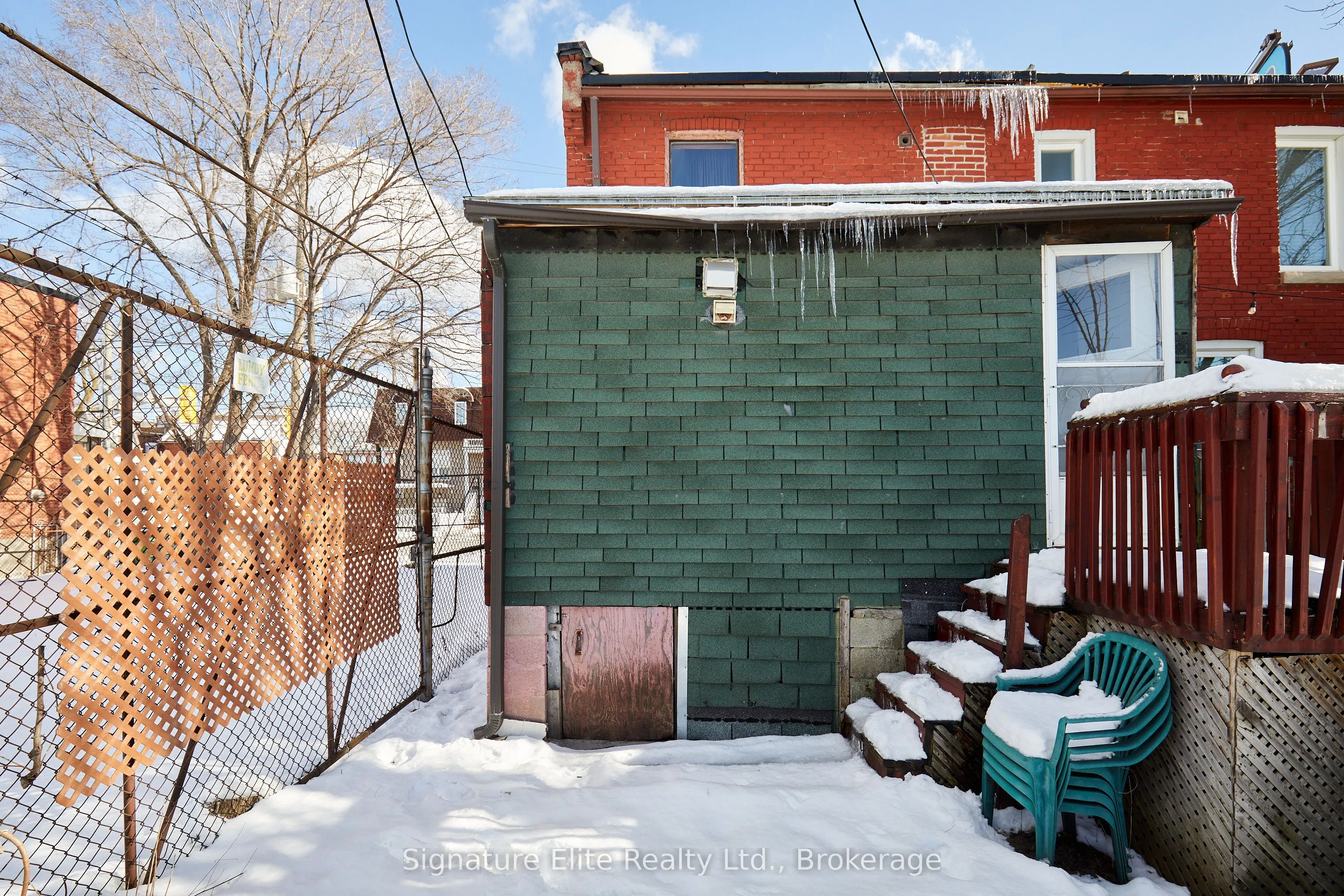 224 Old Weston Road