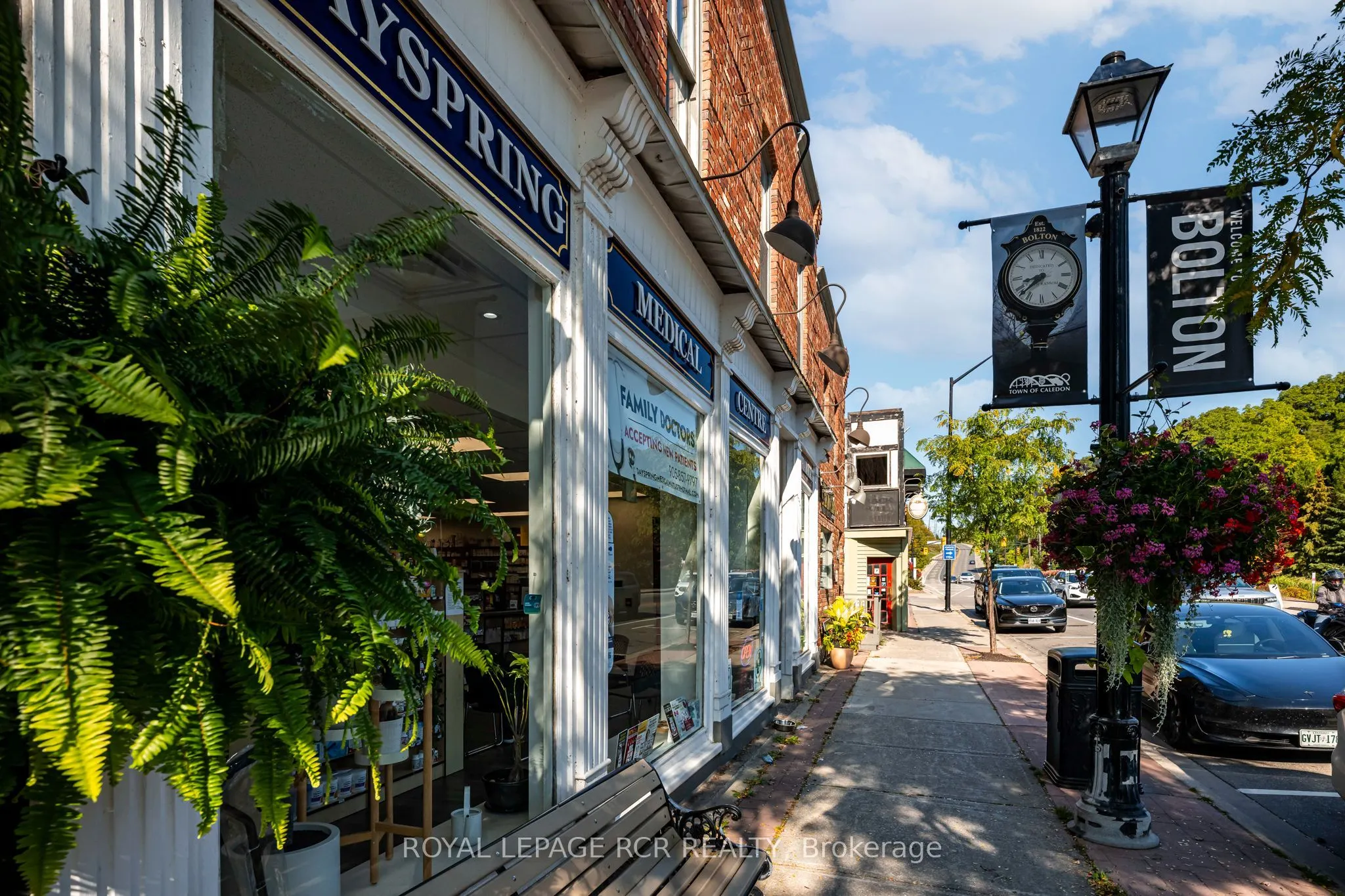 56 Queen Street N