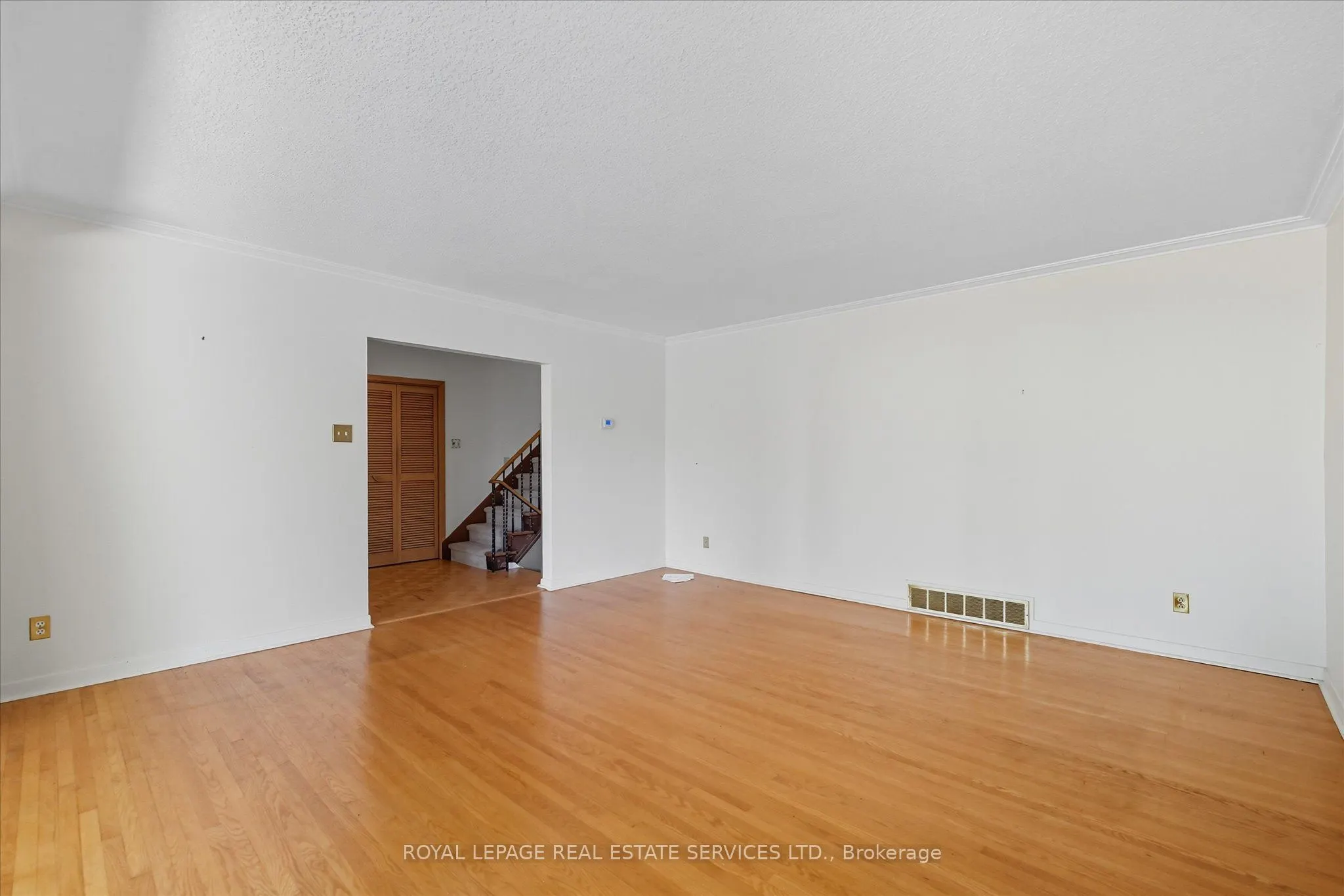 1536 Venetia Drive