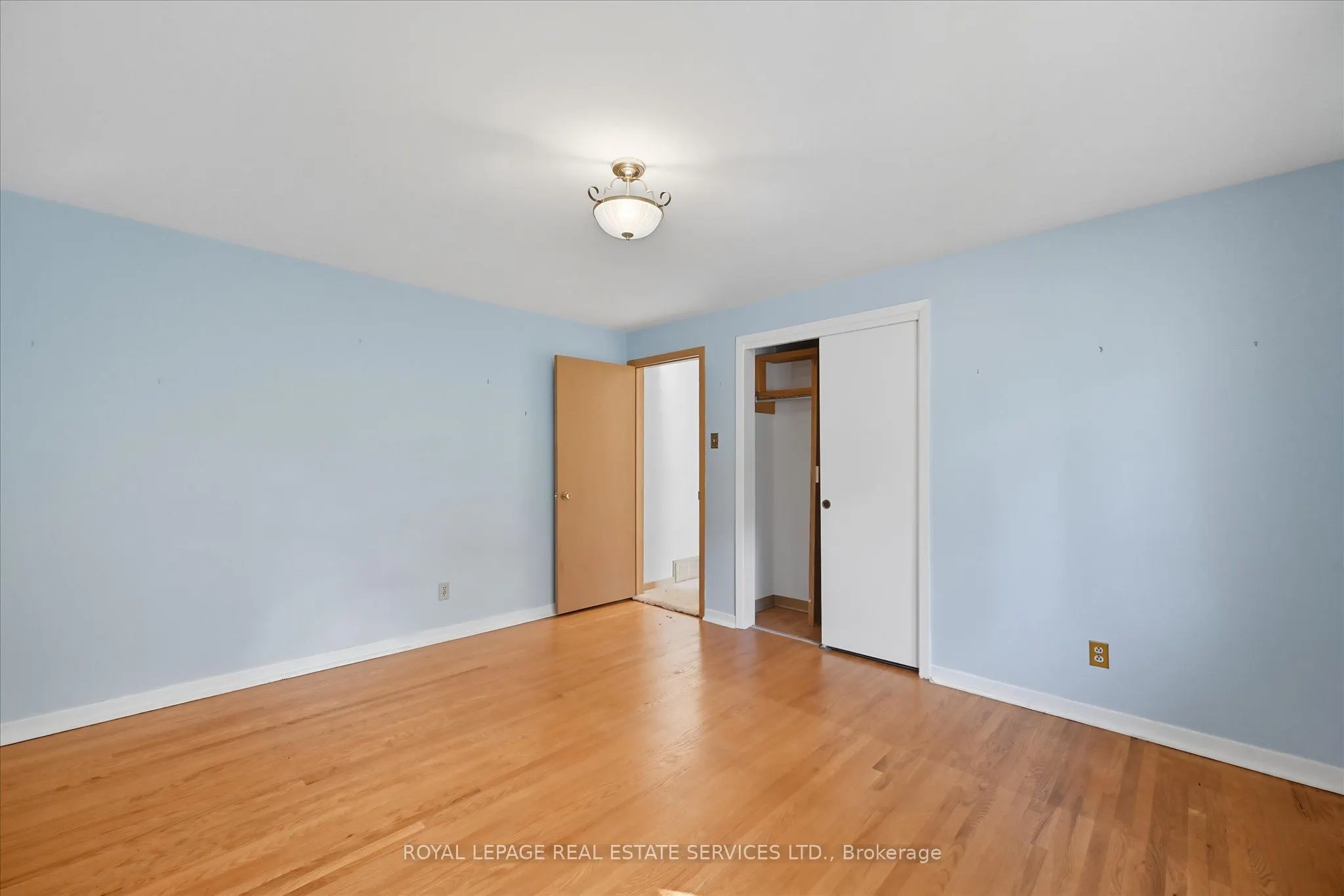 1536 Venetia Drive