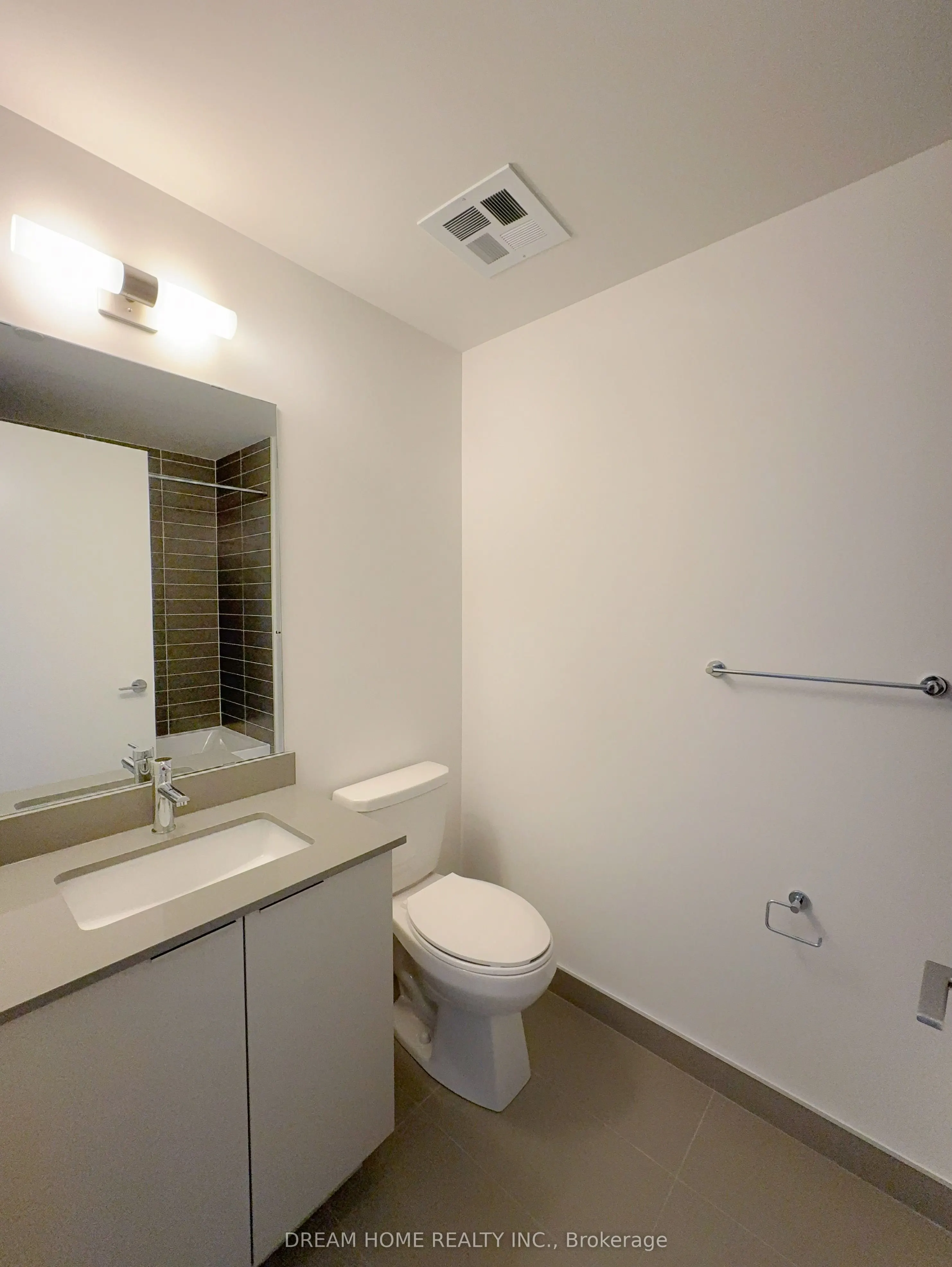 3079 Trafalgar Road, #1304
