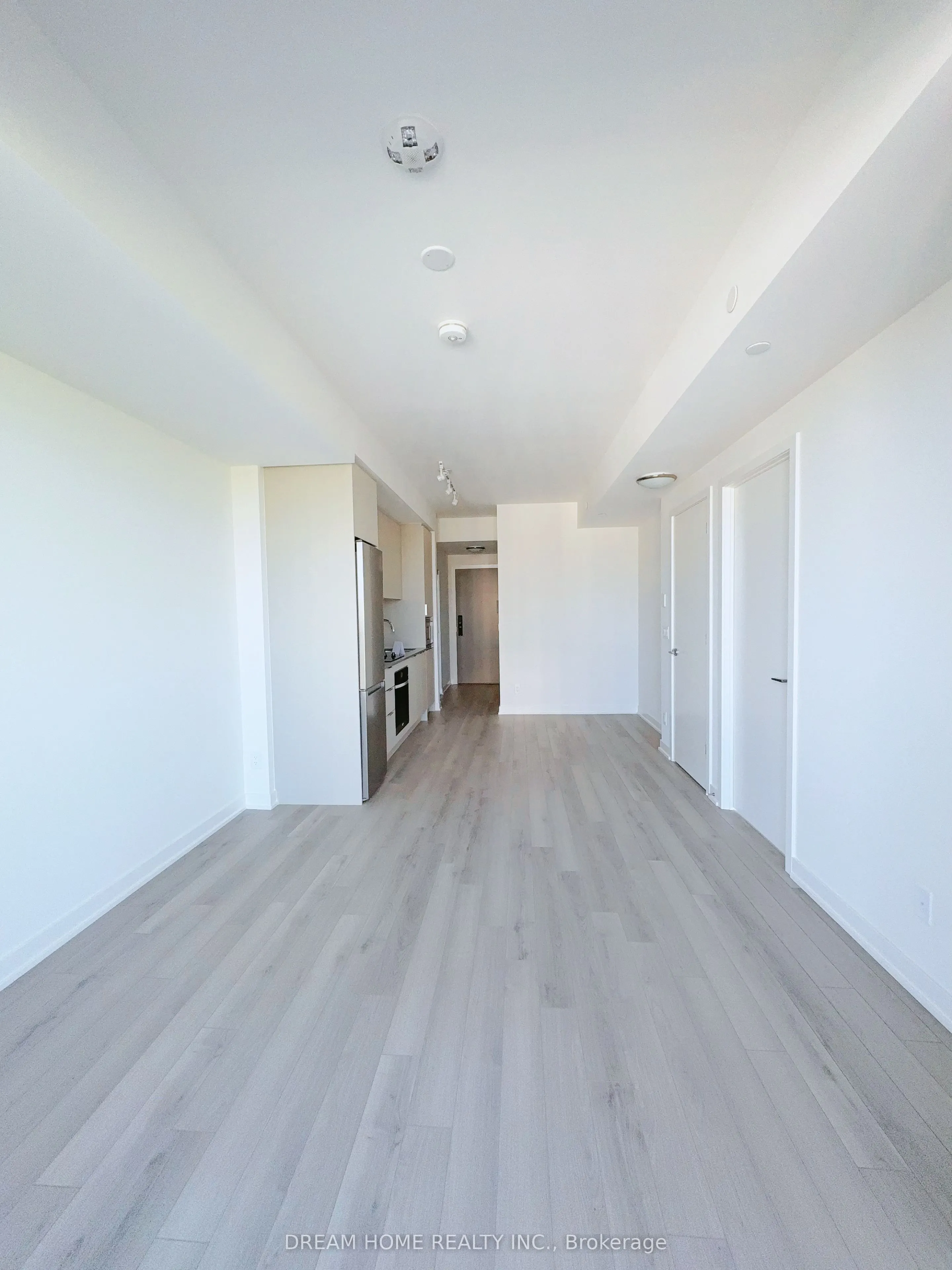 3079 Trafalgar Road, #1304