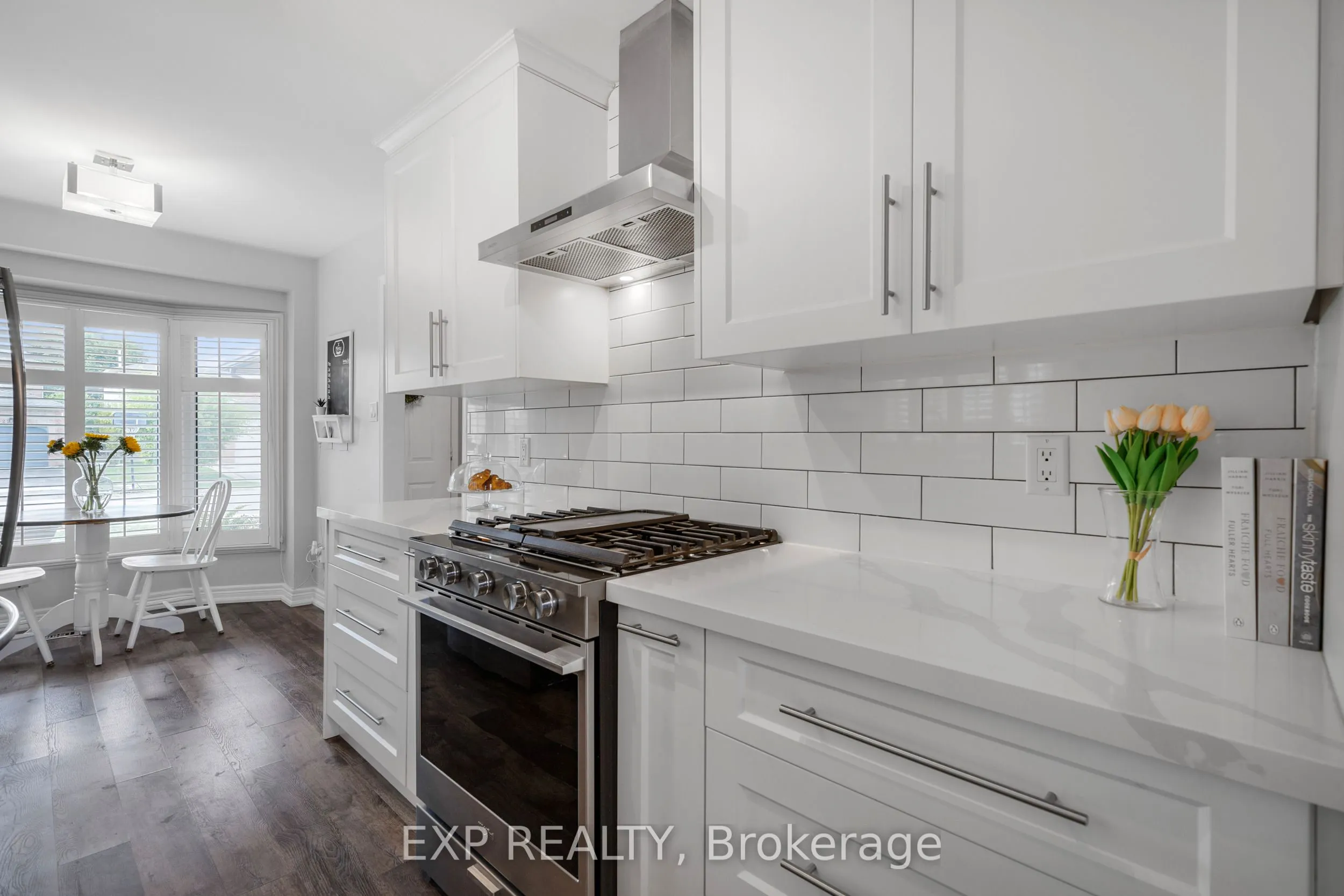 2213 Hunt Crescent