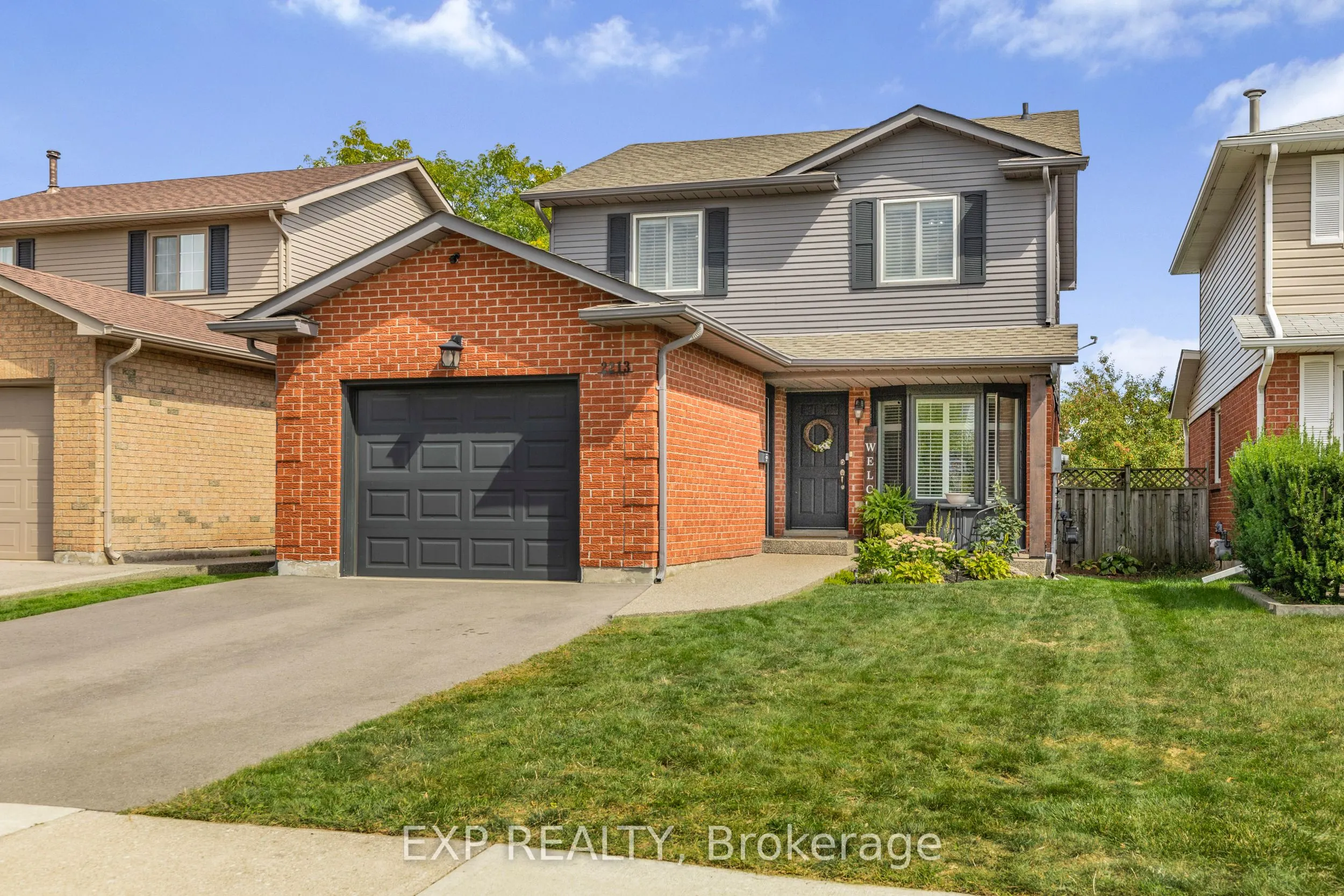2213 Hunt Crescent