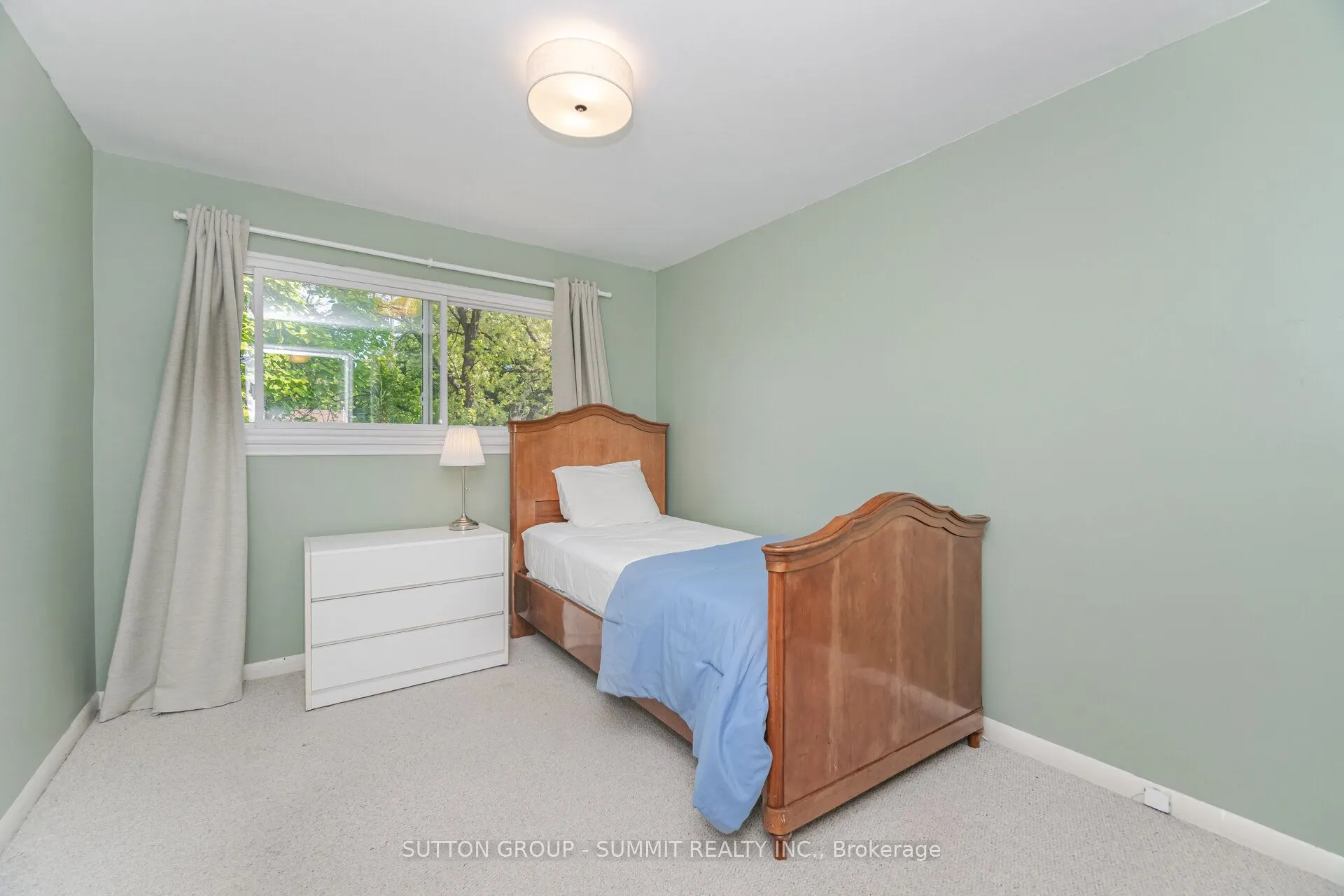 46 Theodore Drive