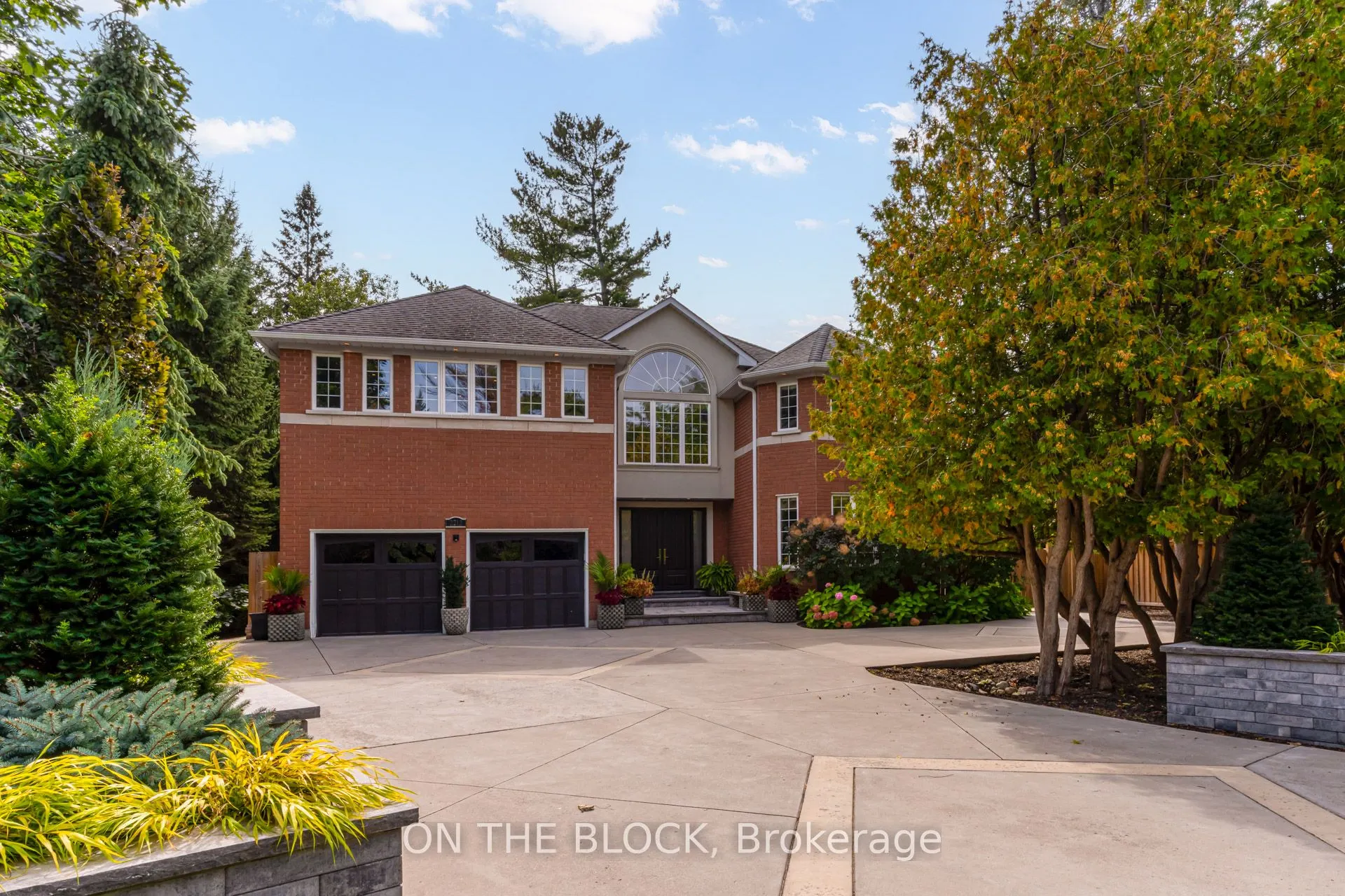 2212 Oneida Court