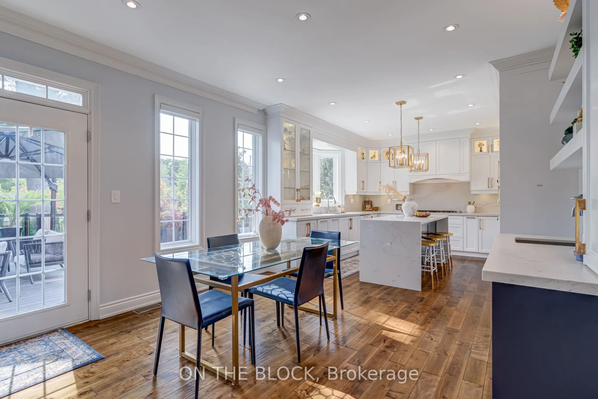 2212 Oneida Court