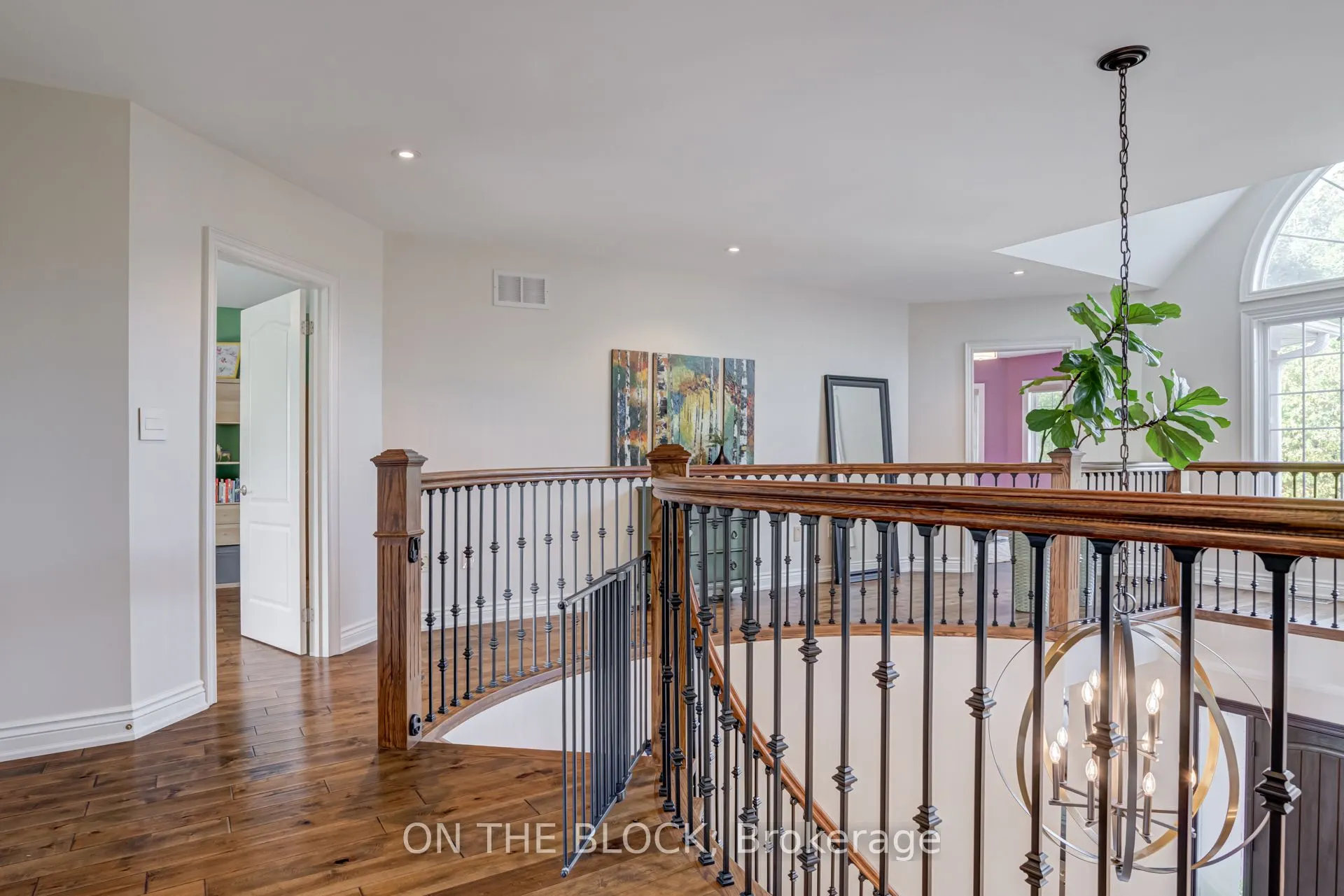 2212 Oneida Court