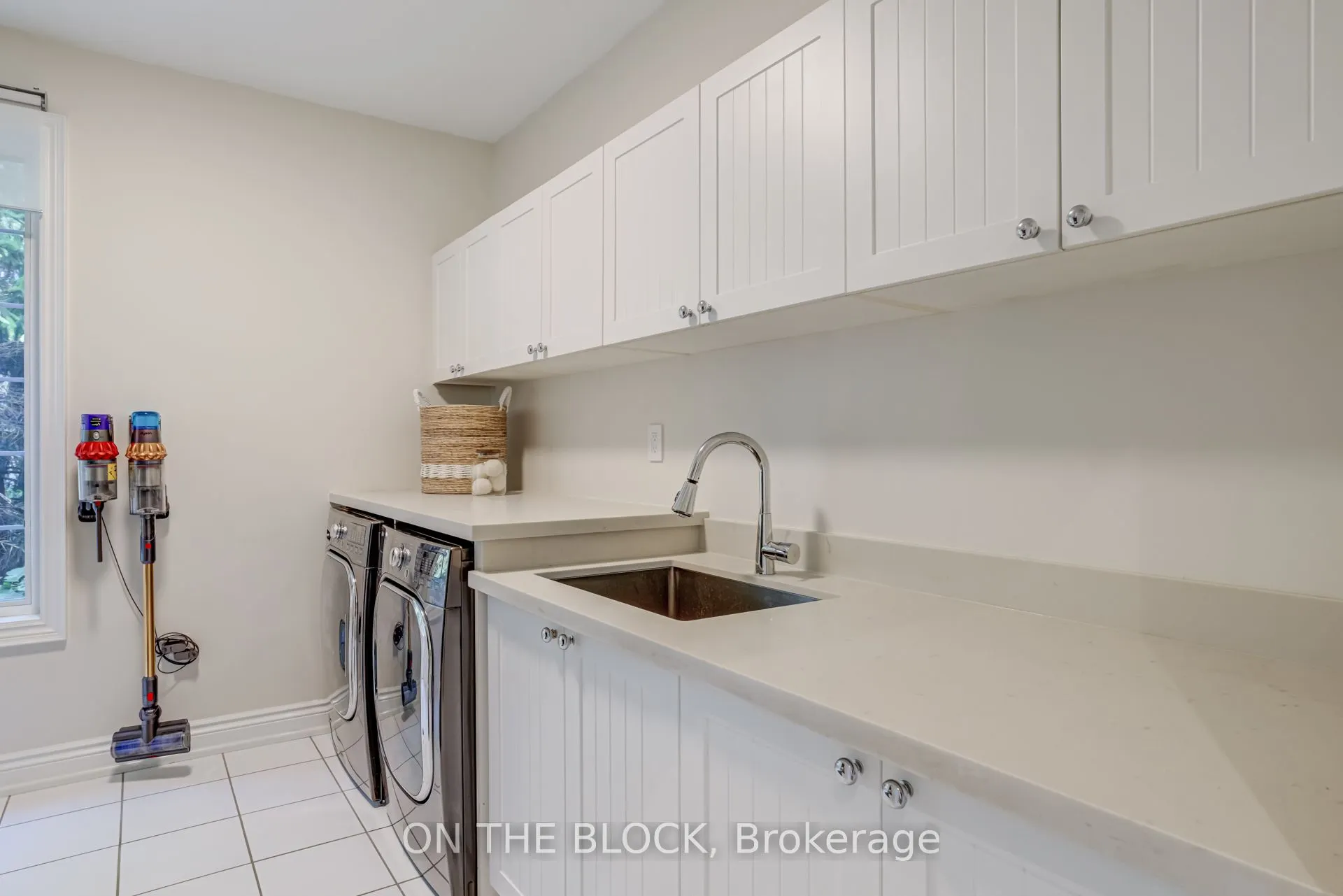 2212 Oneida Court