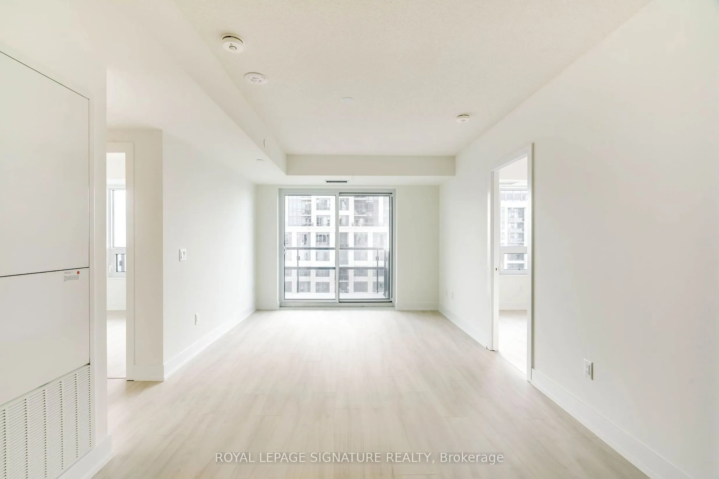 10 Eva Road, #2501