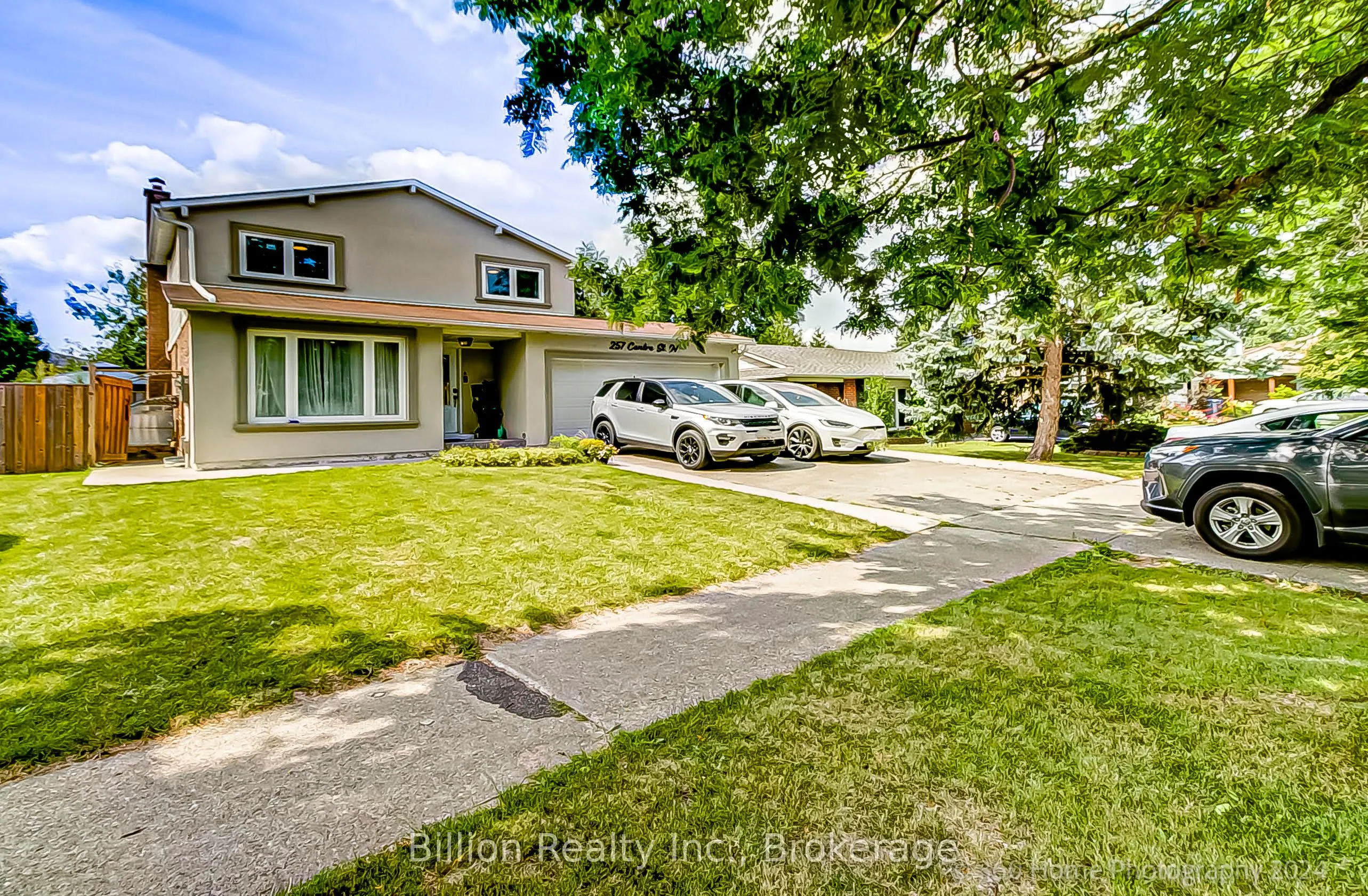 257 Centre Street NE