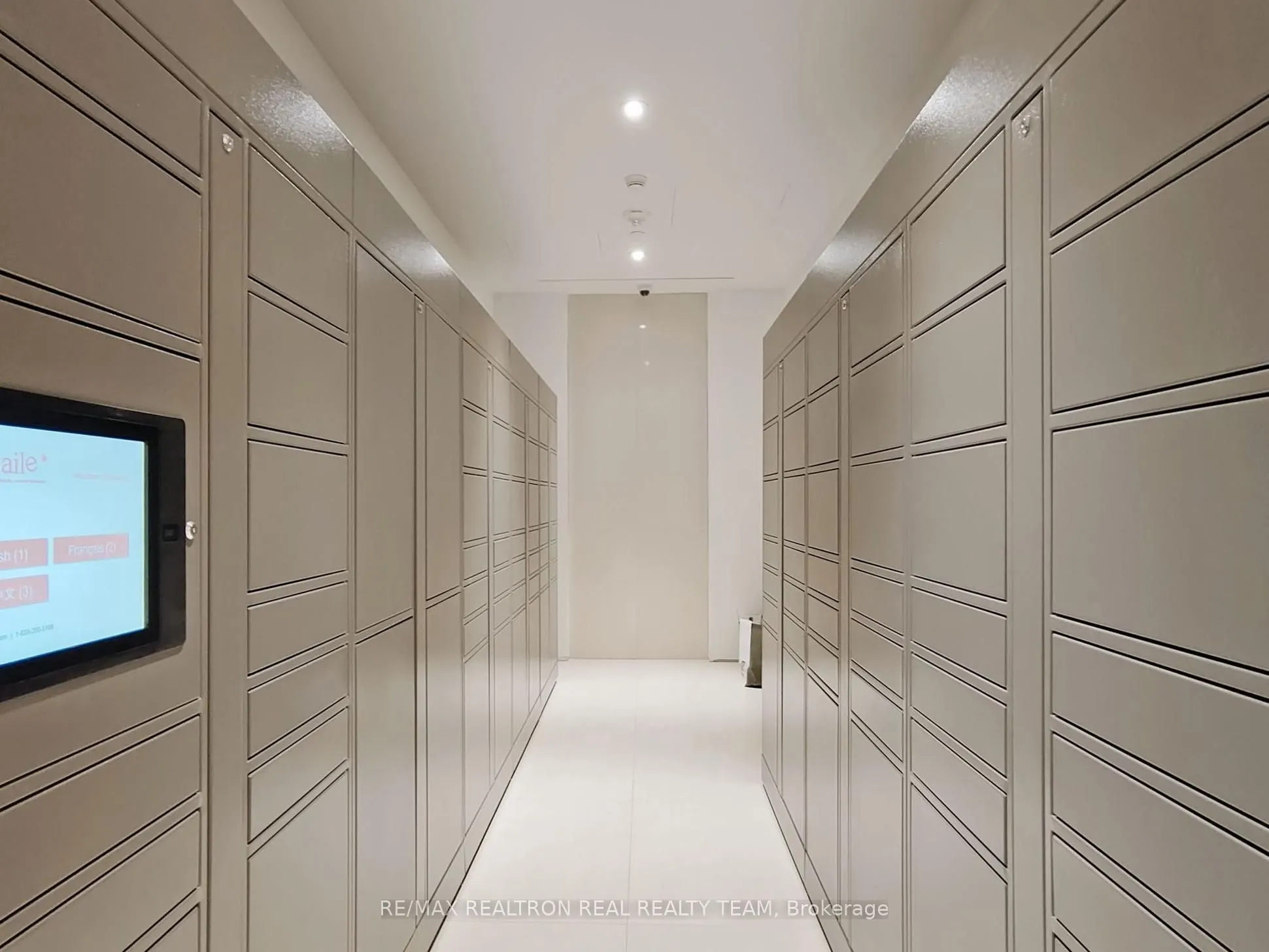 28 Ann Street, ##712