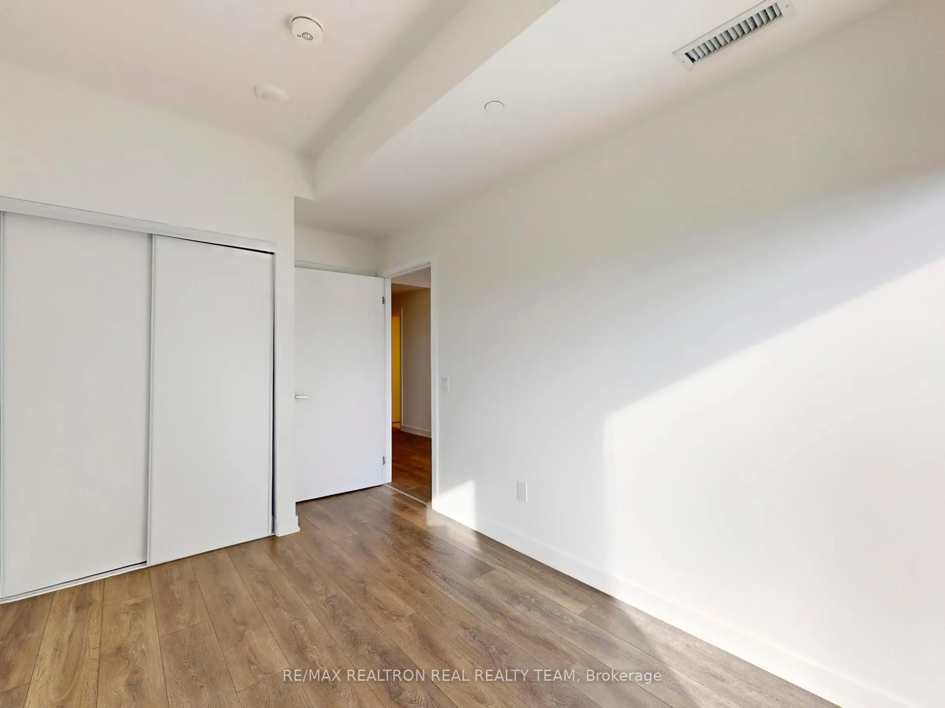 28 Ann Street, ##712