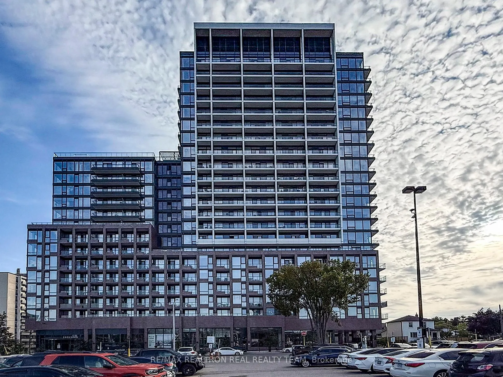 28 Ann Street, ##712