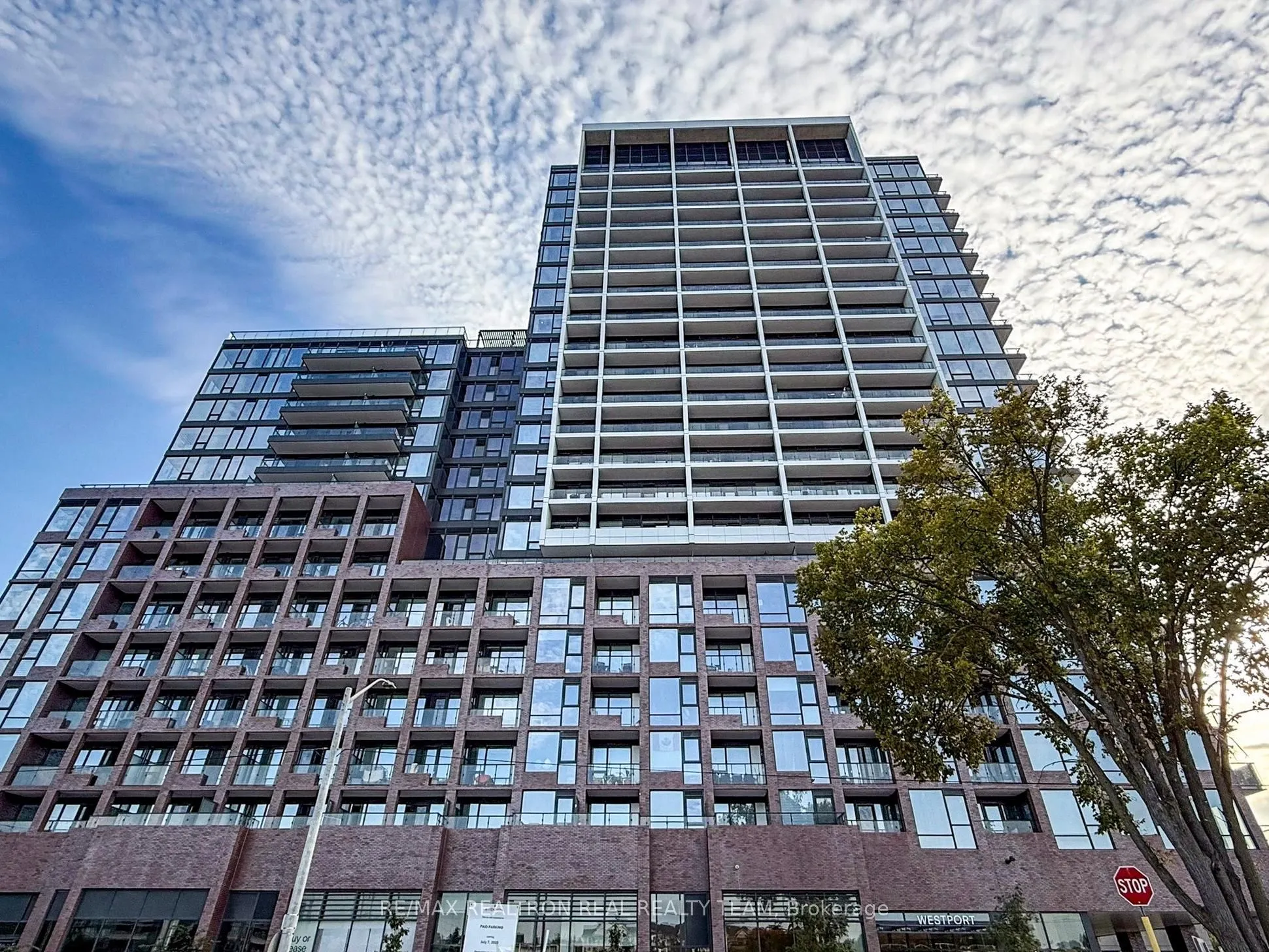28 Ann Street, ##712