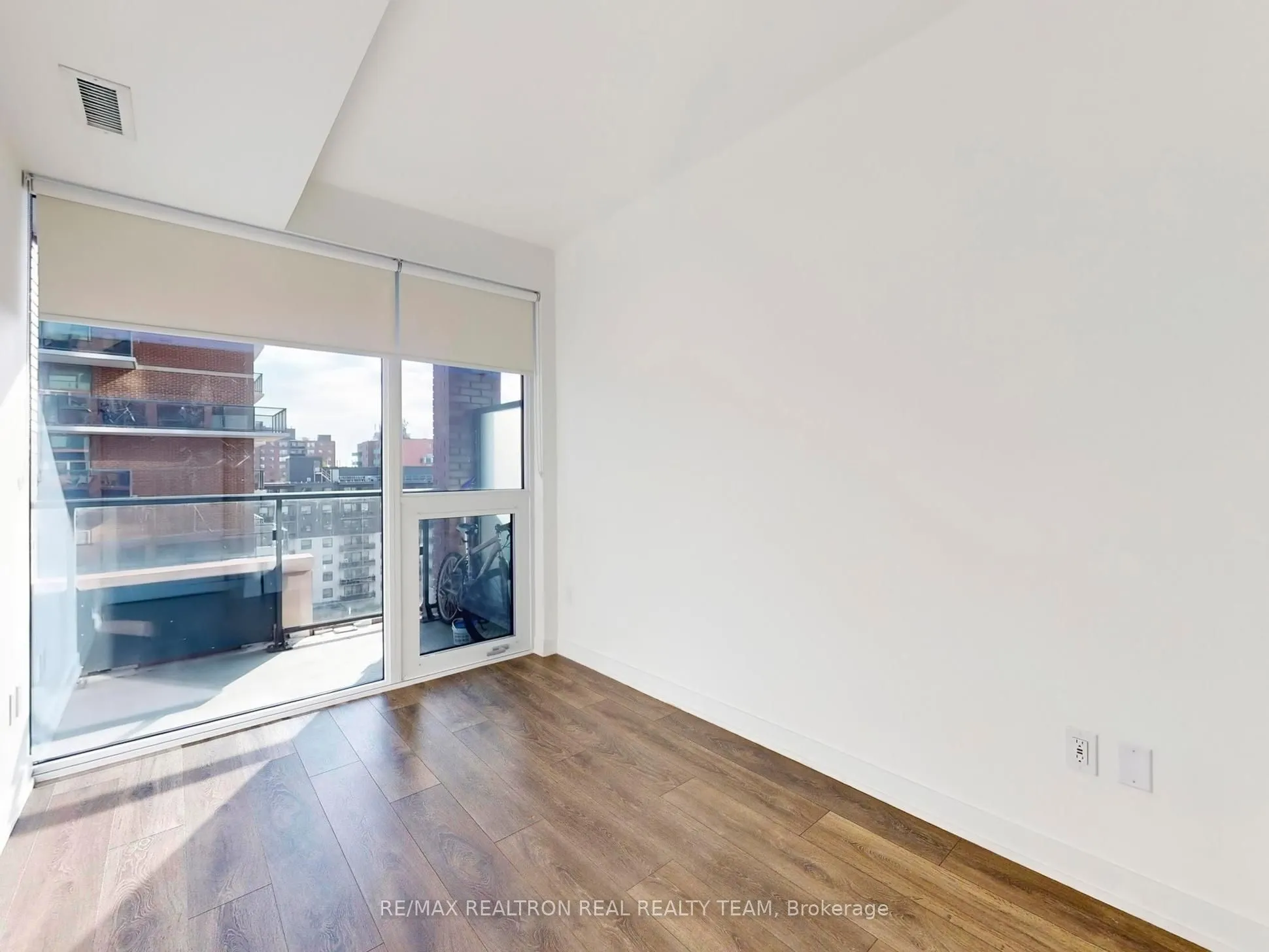 28 Ann Street, ##712