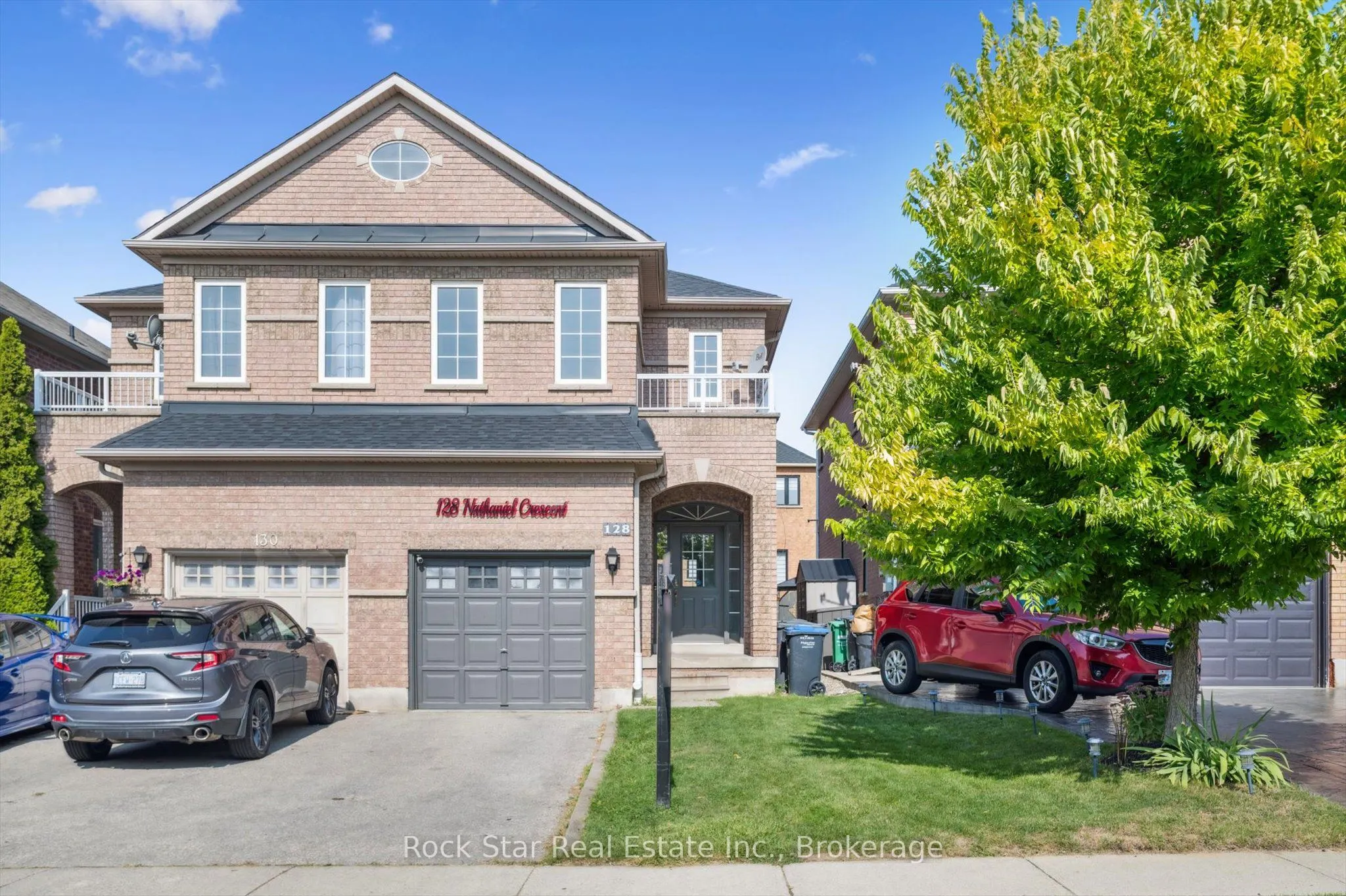 128 Nathaniel Crescent