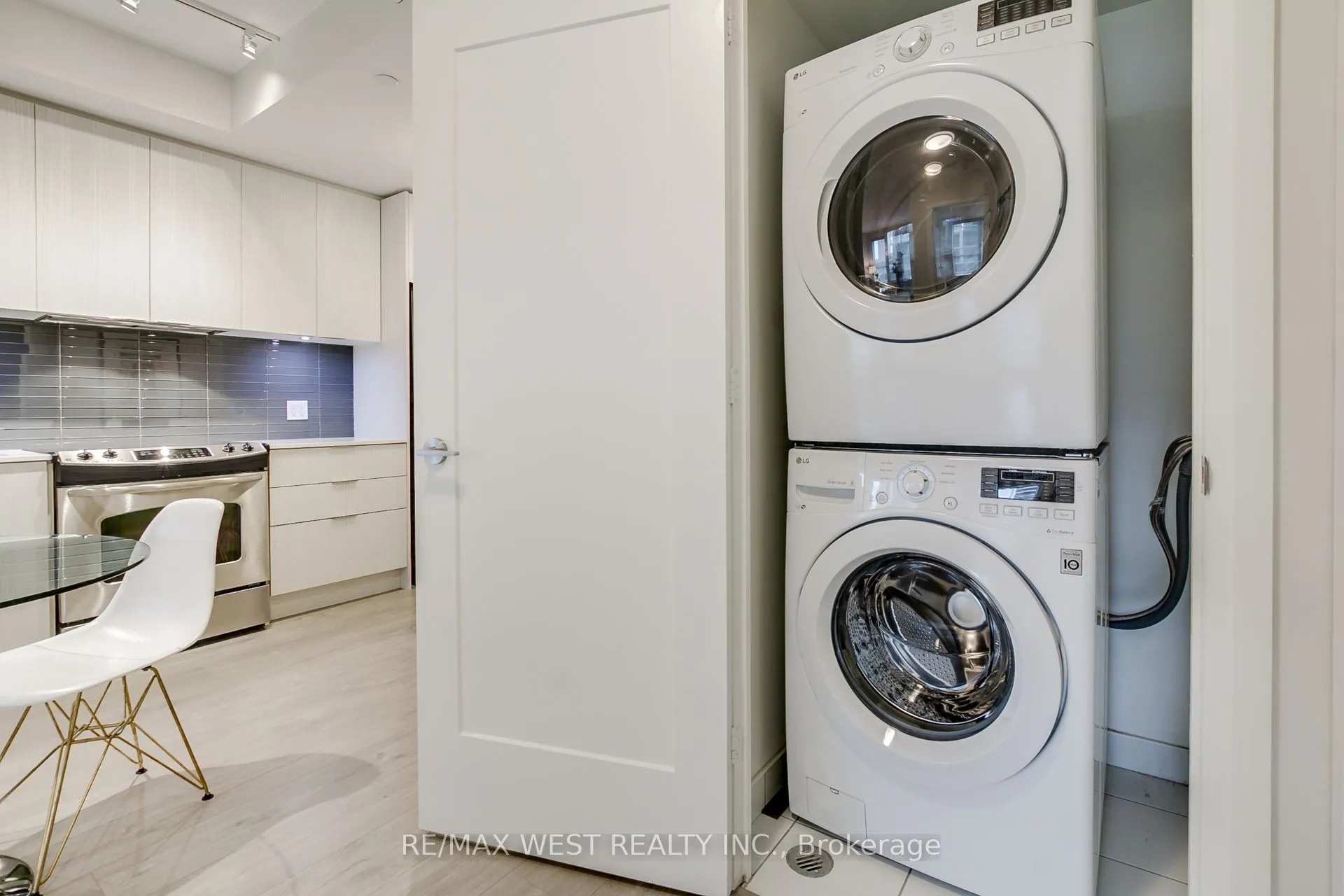 110 Marine Parade Drive, #607