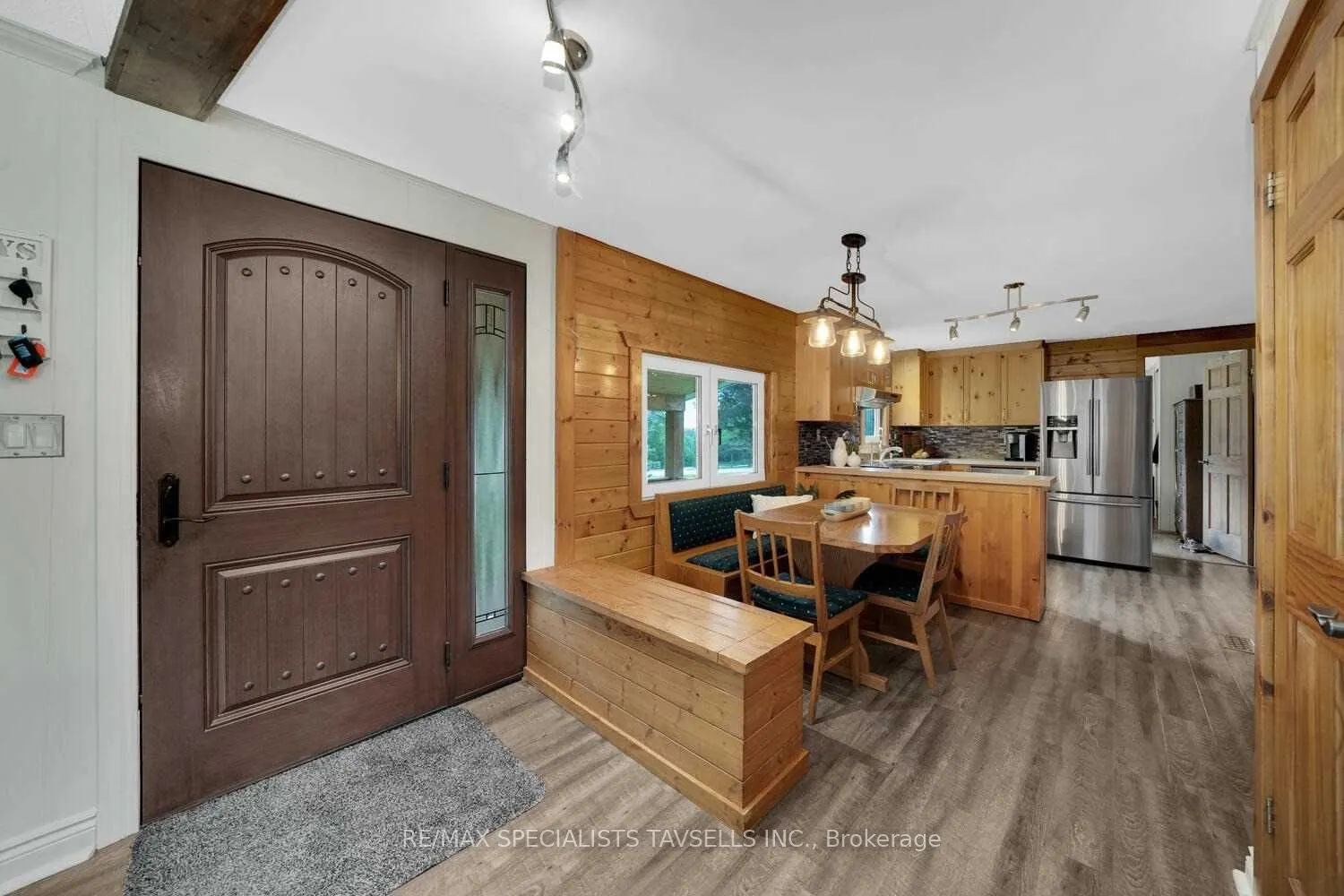 16218 Albion Trail