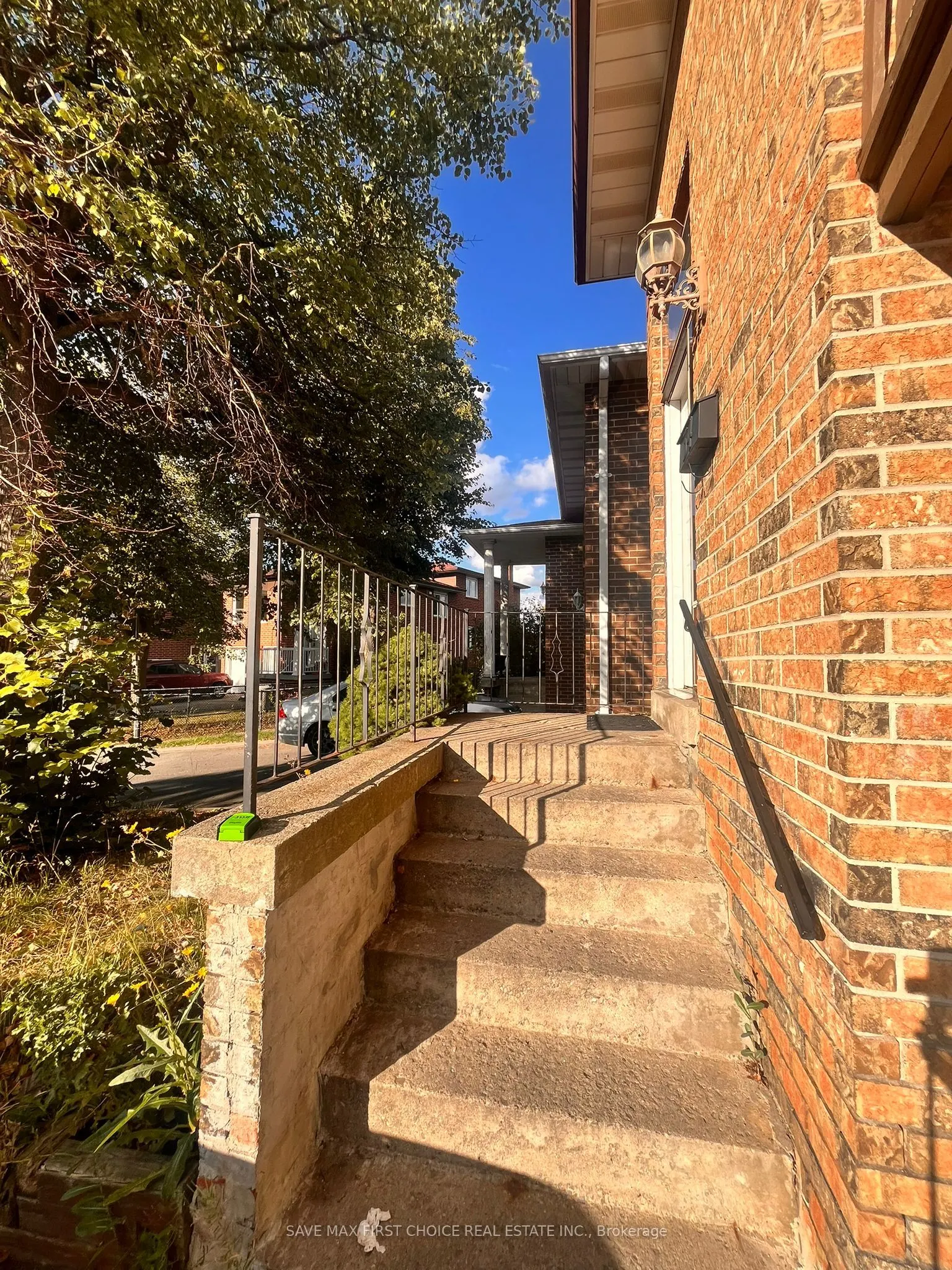 34 Tanager Square