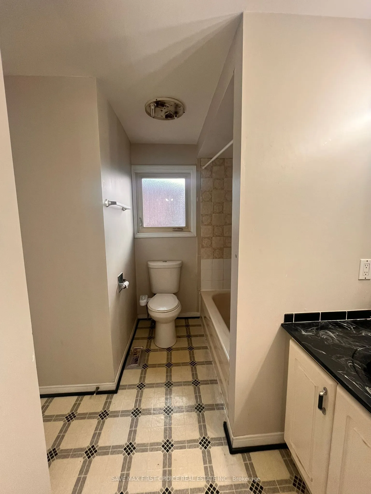 34 Tanager Square