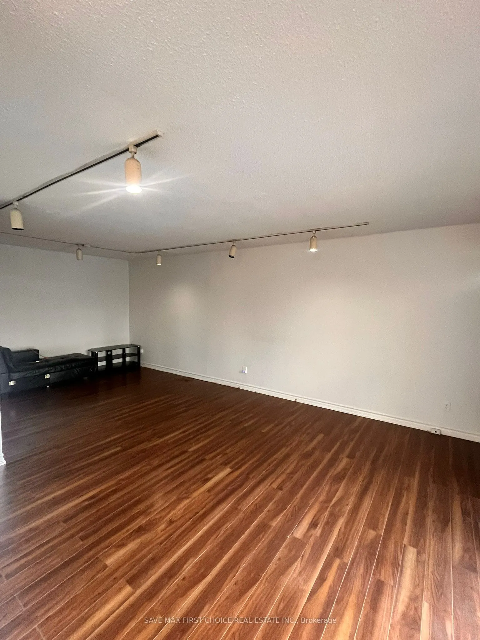 34 Tanager Square