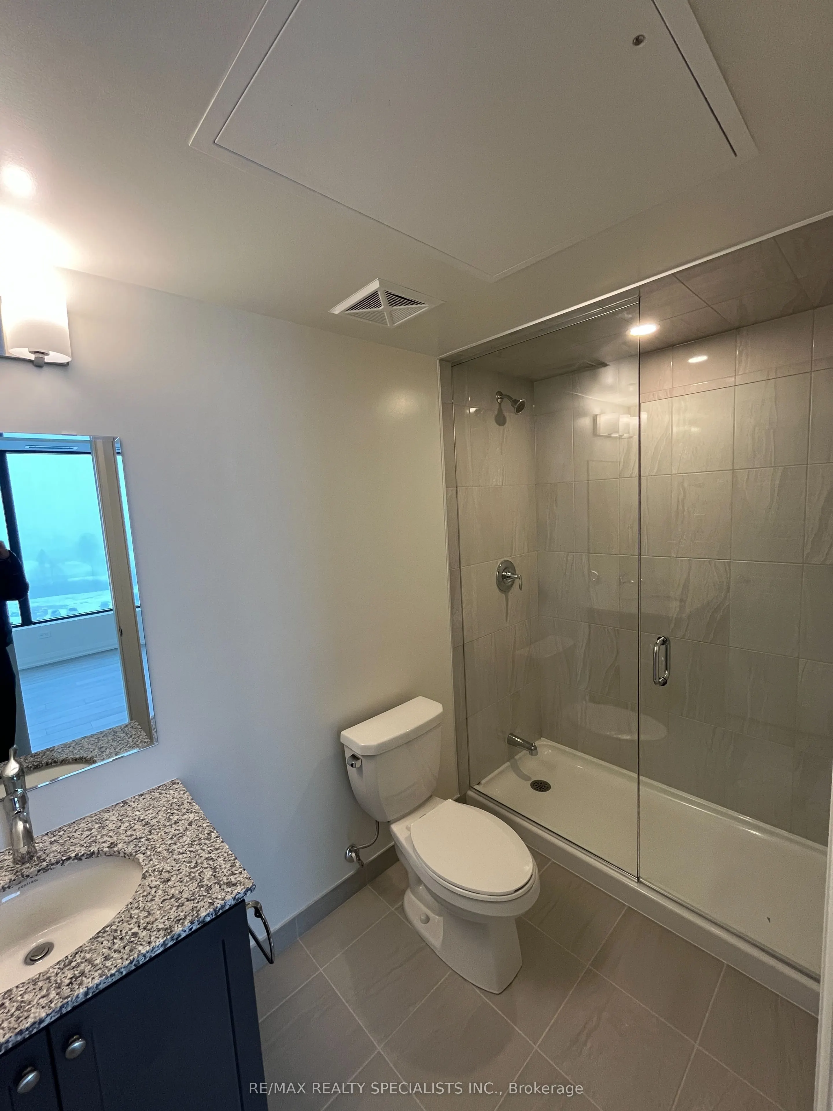 3006 William Cutmore Boulevard, #811