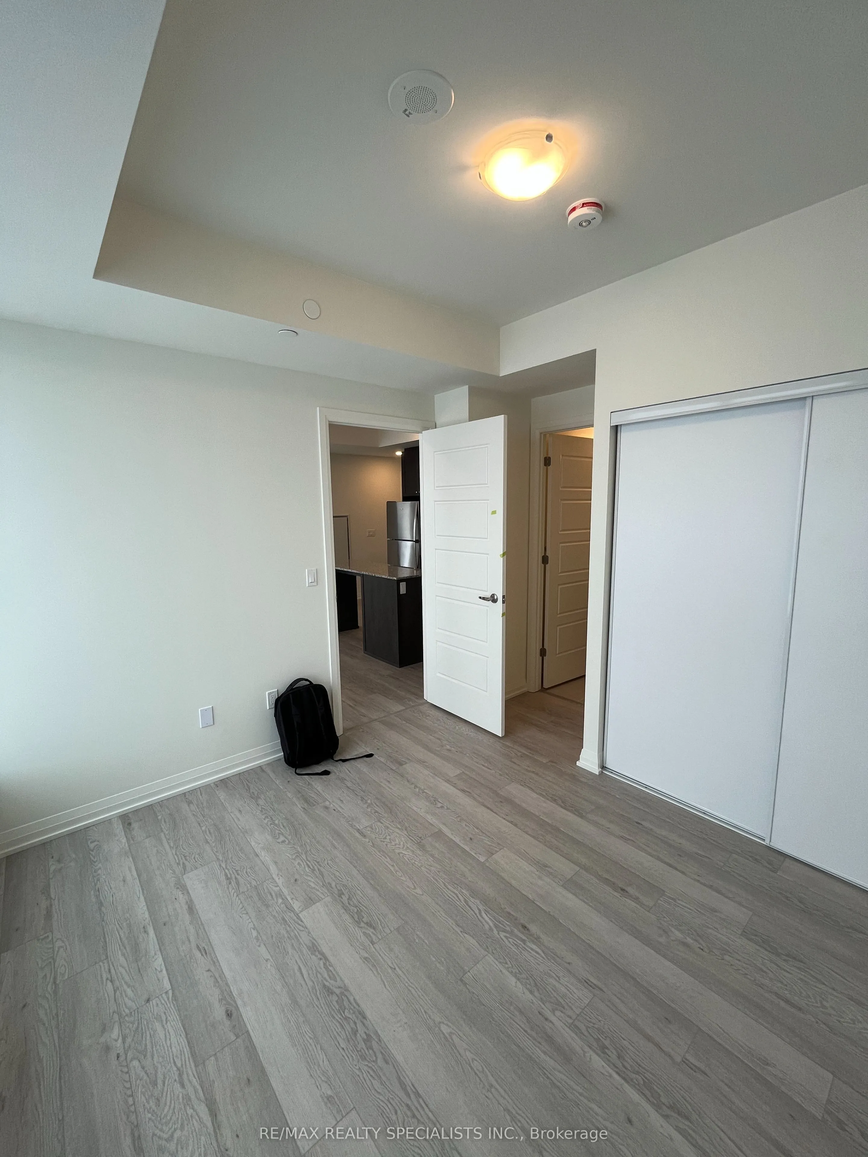 3006 William Cutmore Boulevard, #811