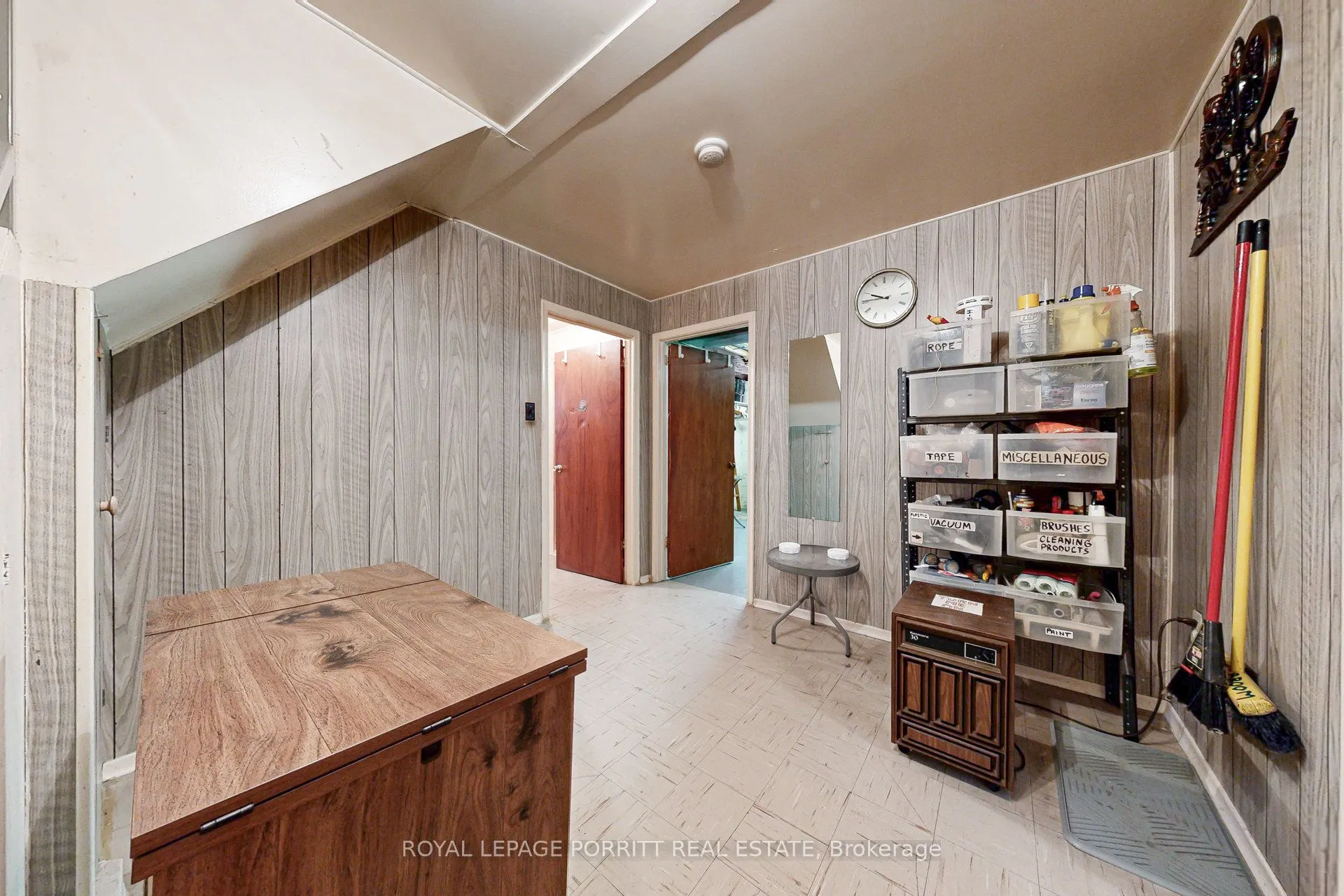 27 Hinton Road