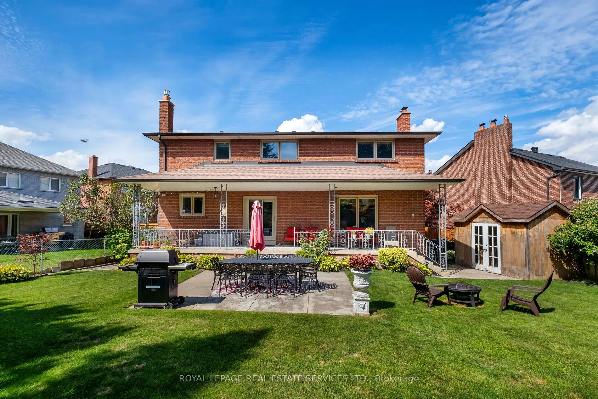 15 Westroyal Road