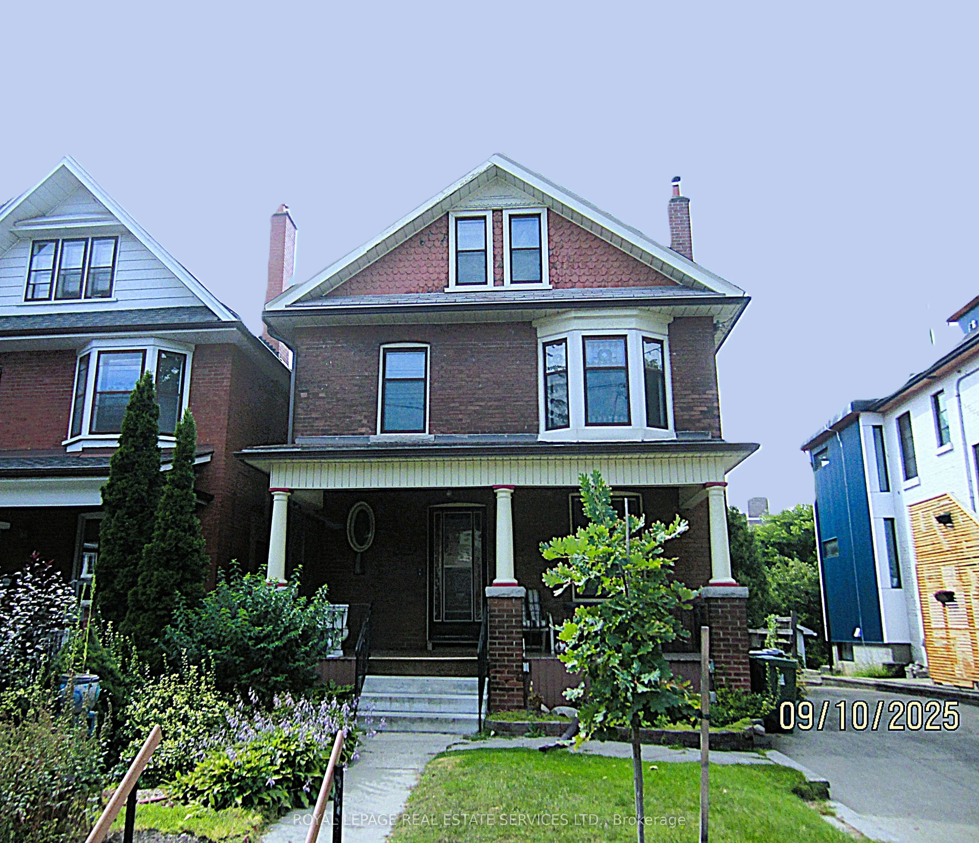 326 Quebec Avenue, #Upper