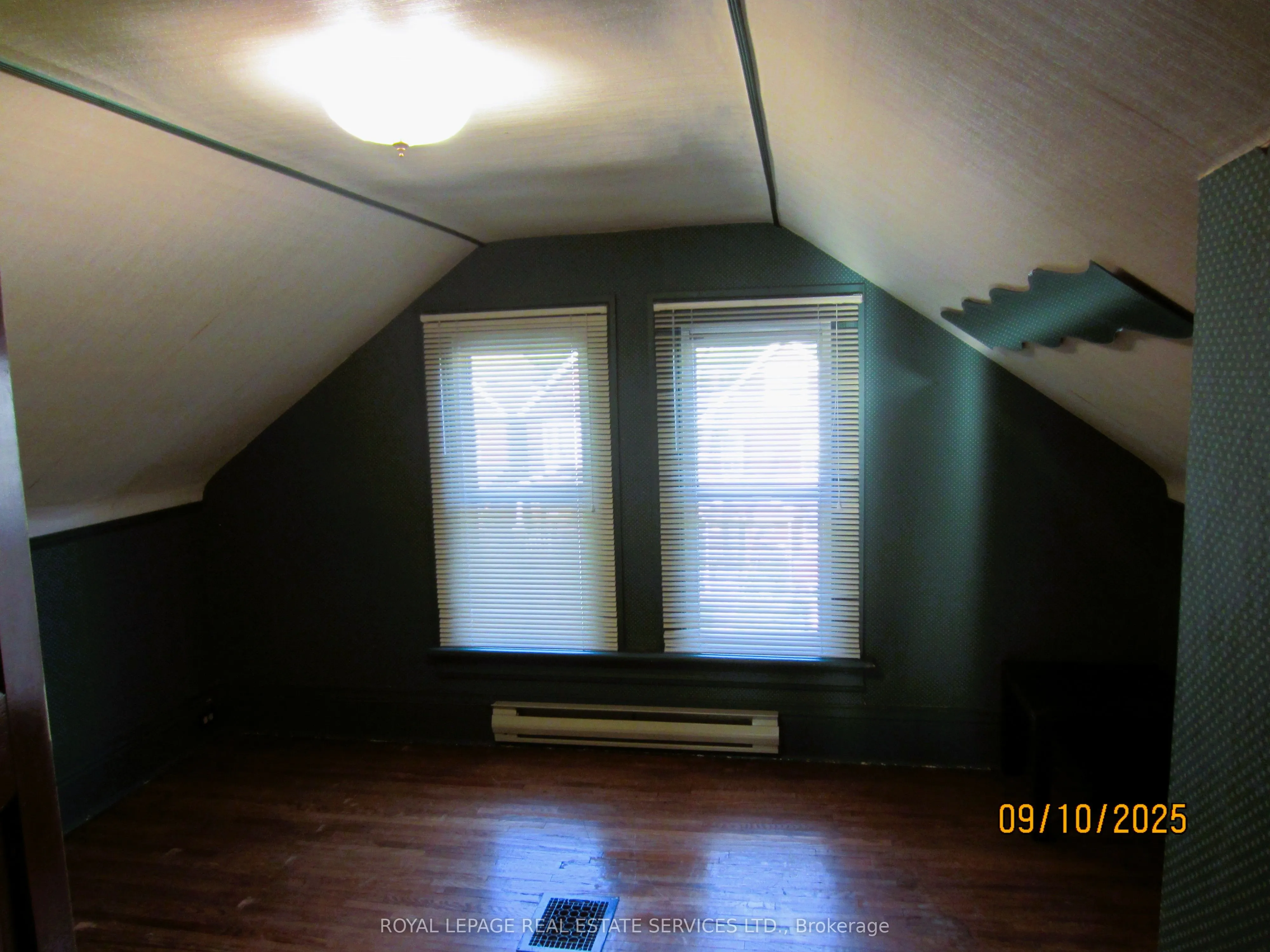 326 Quebec Avenue, #Upper