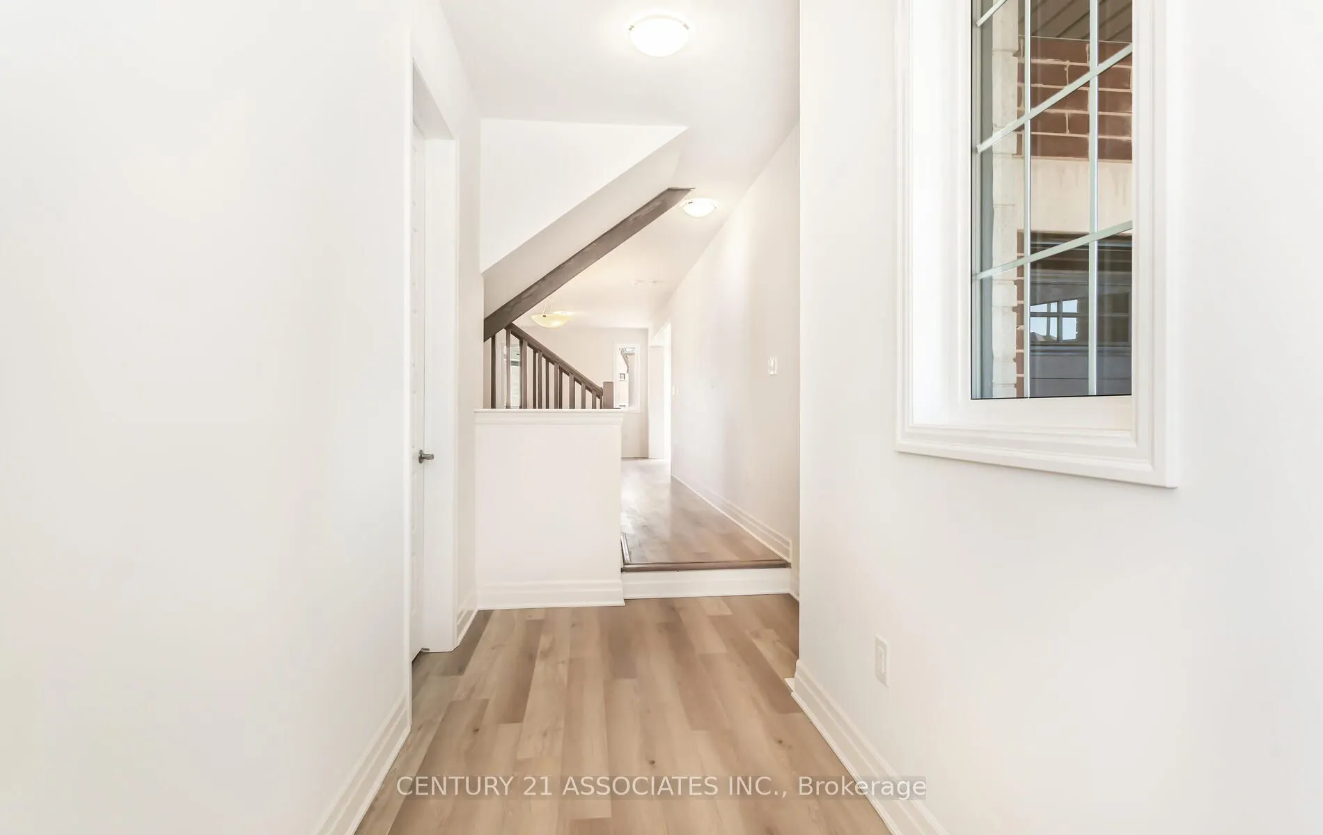 1796 Thames Circle