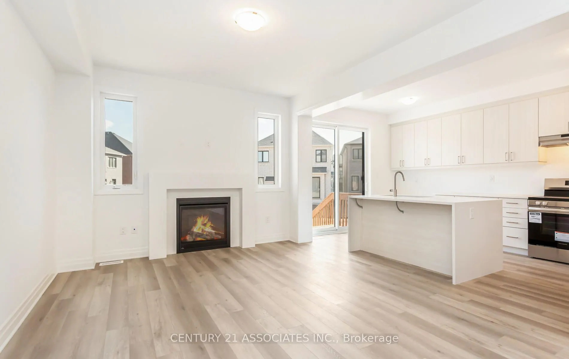 1796 Thames Circle