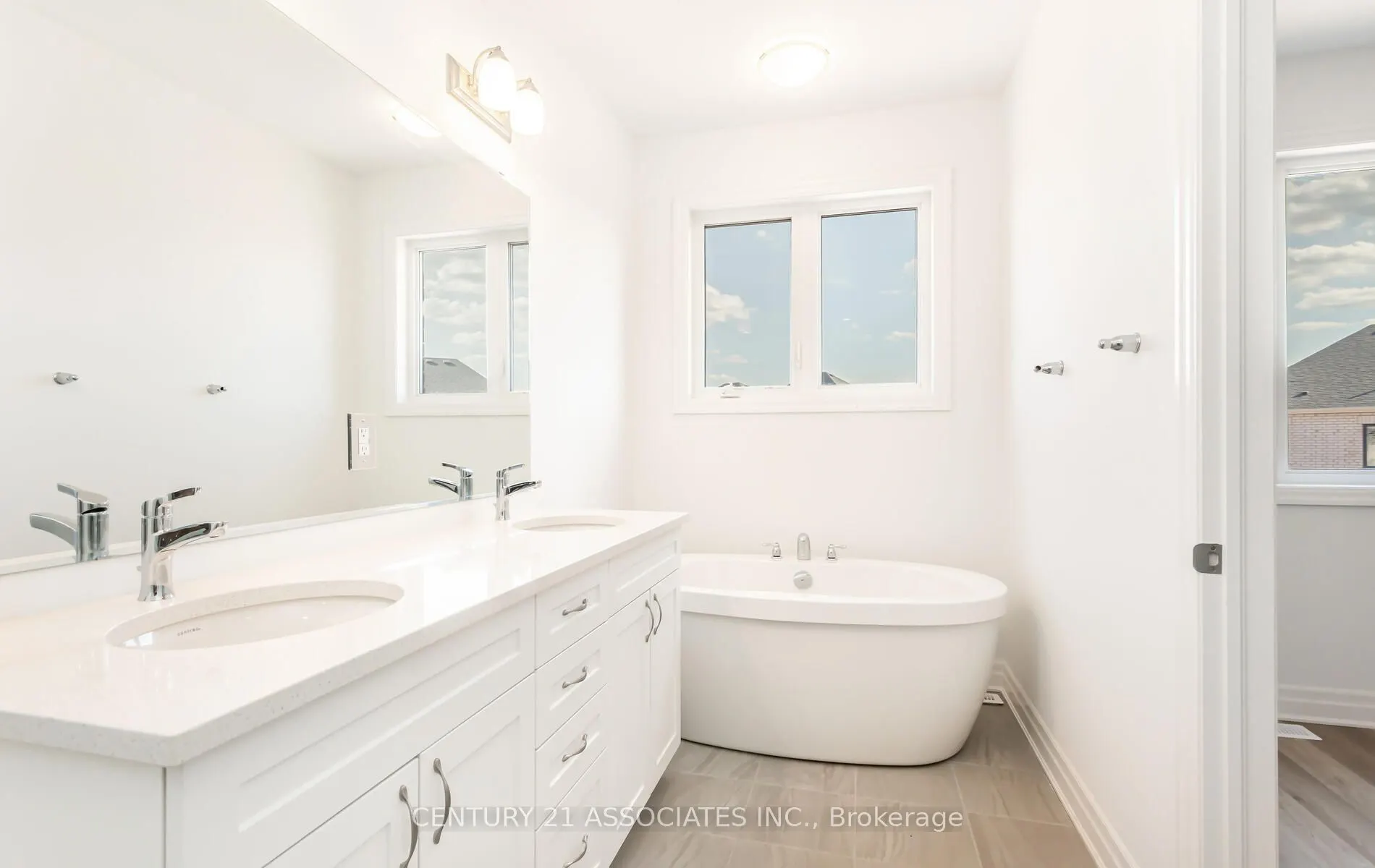1796 Thames Circle