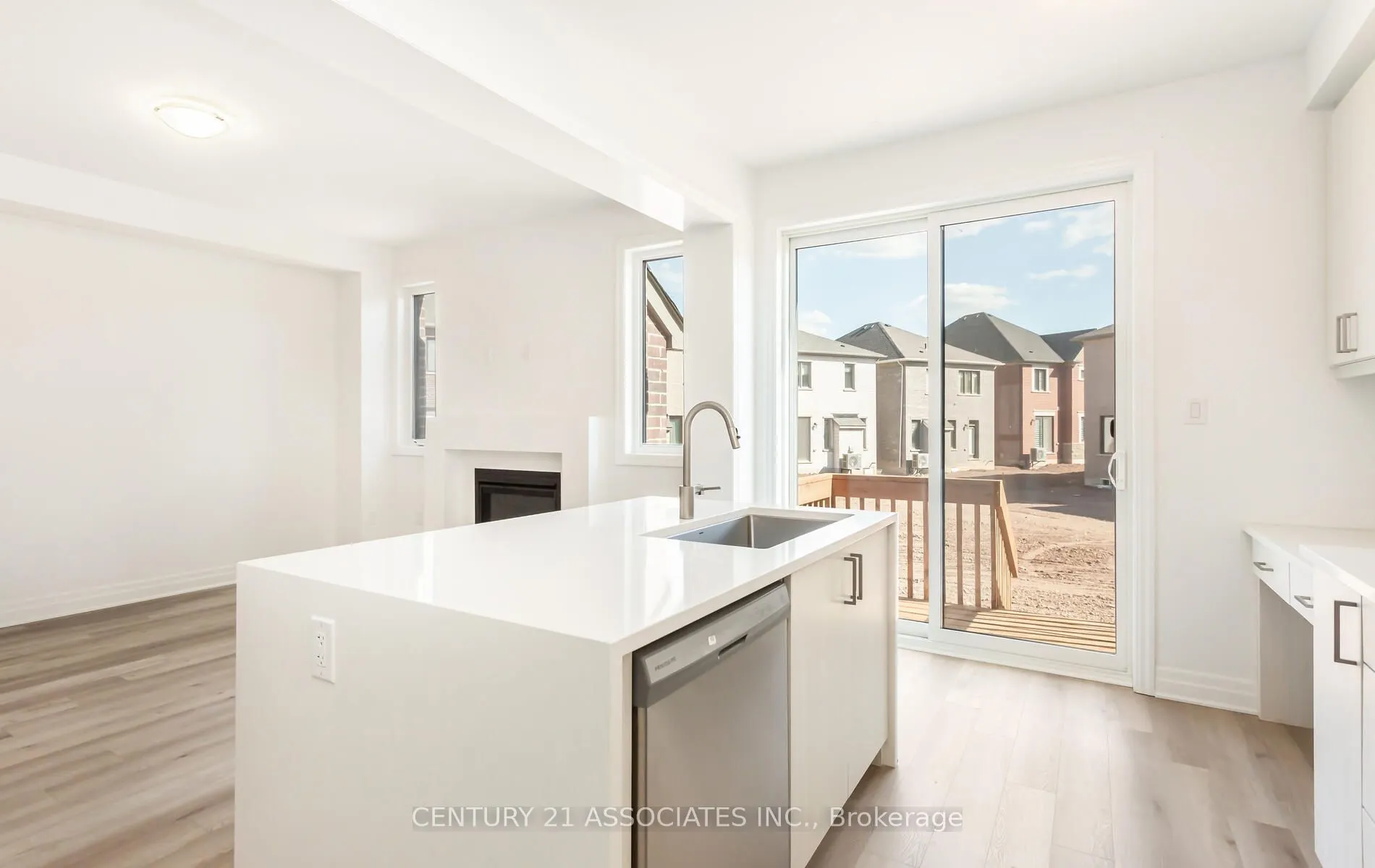 1796 Thames Circle