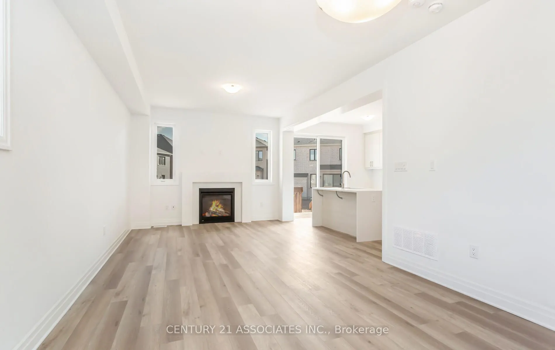 1796 Thames Circle