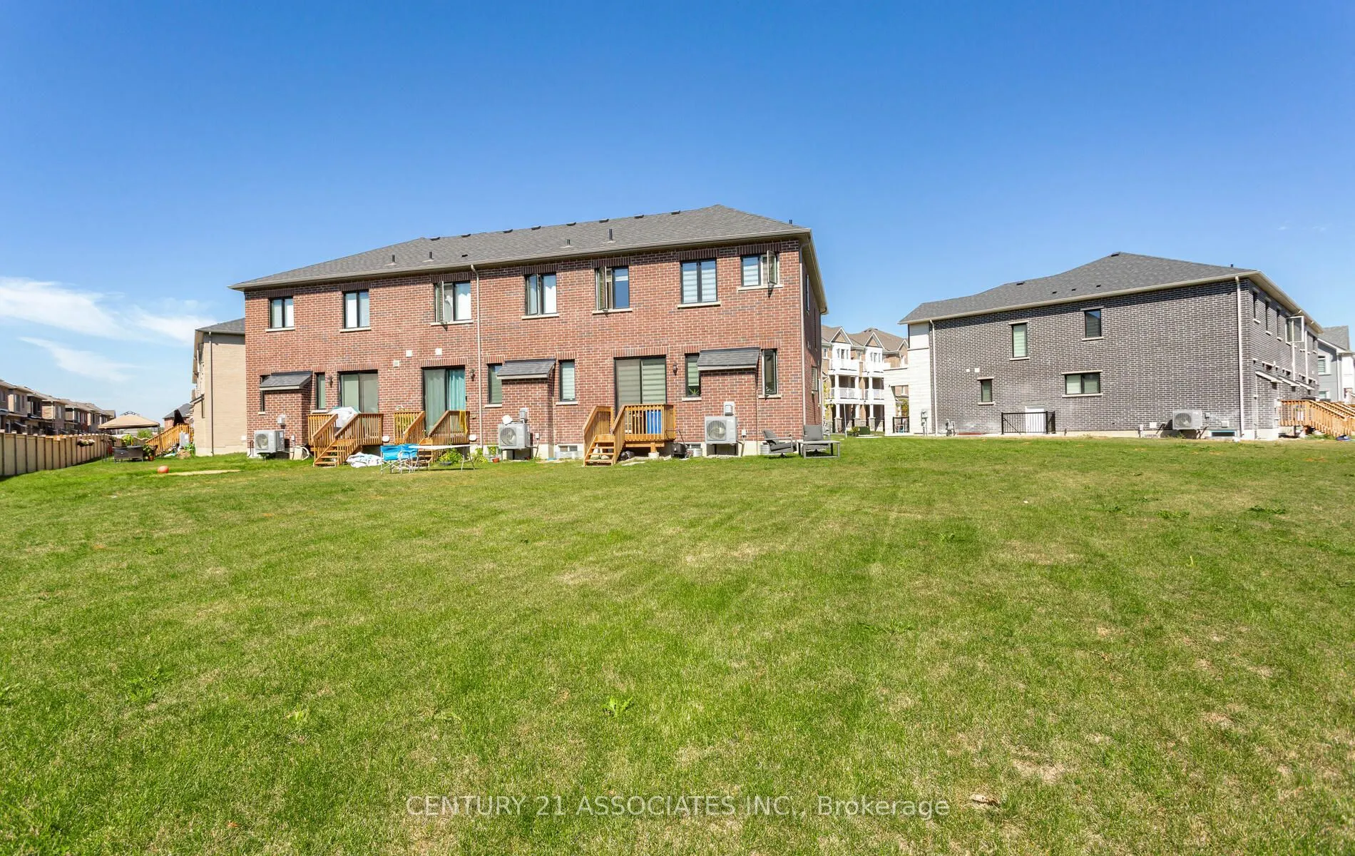1796 Thames Circle