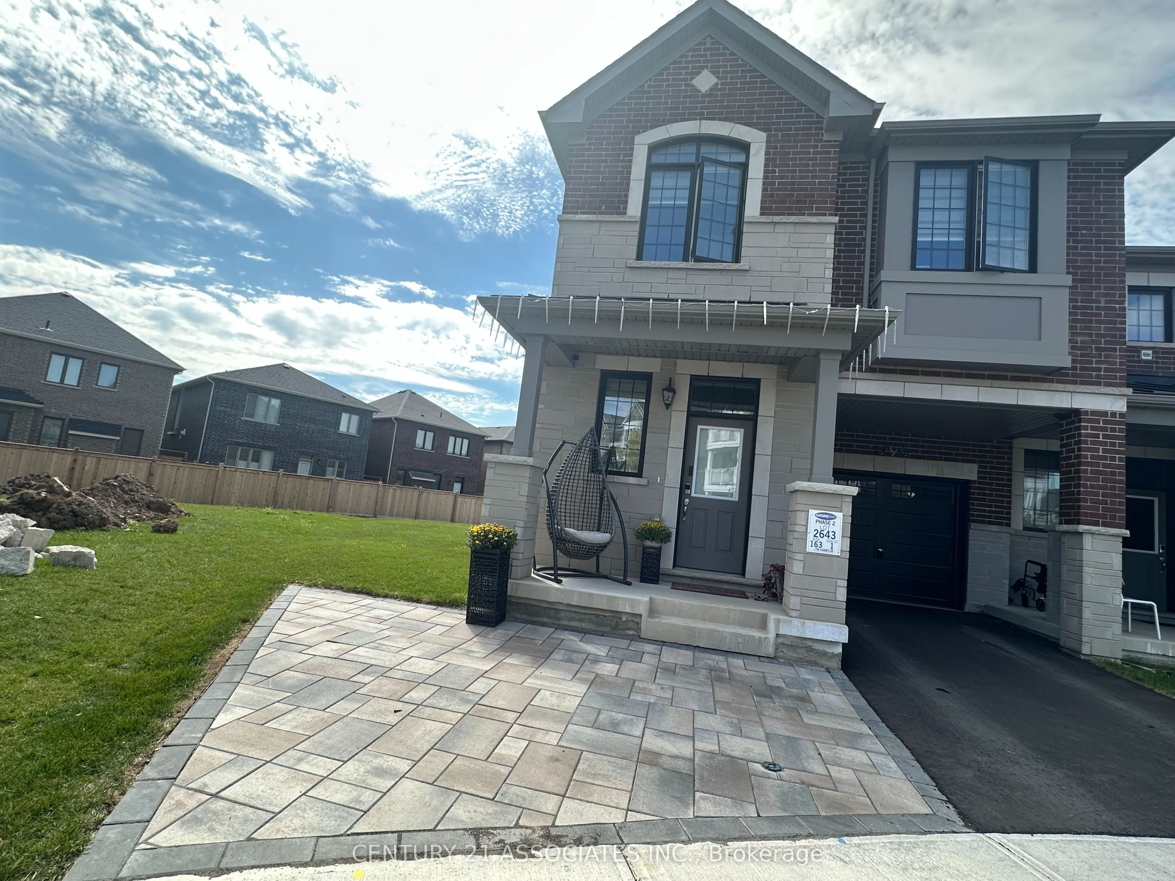 1796 Thames Circle