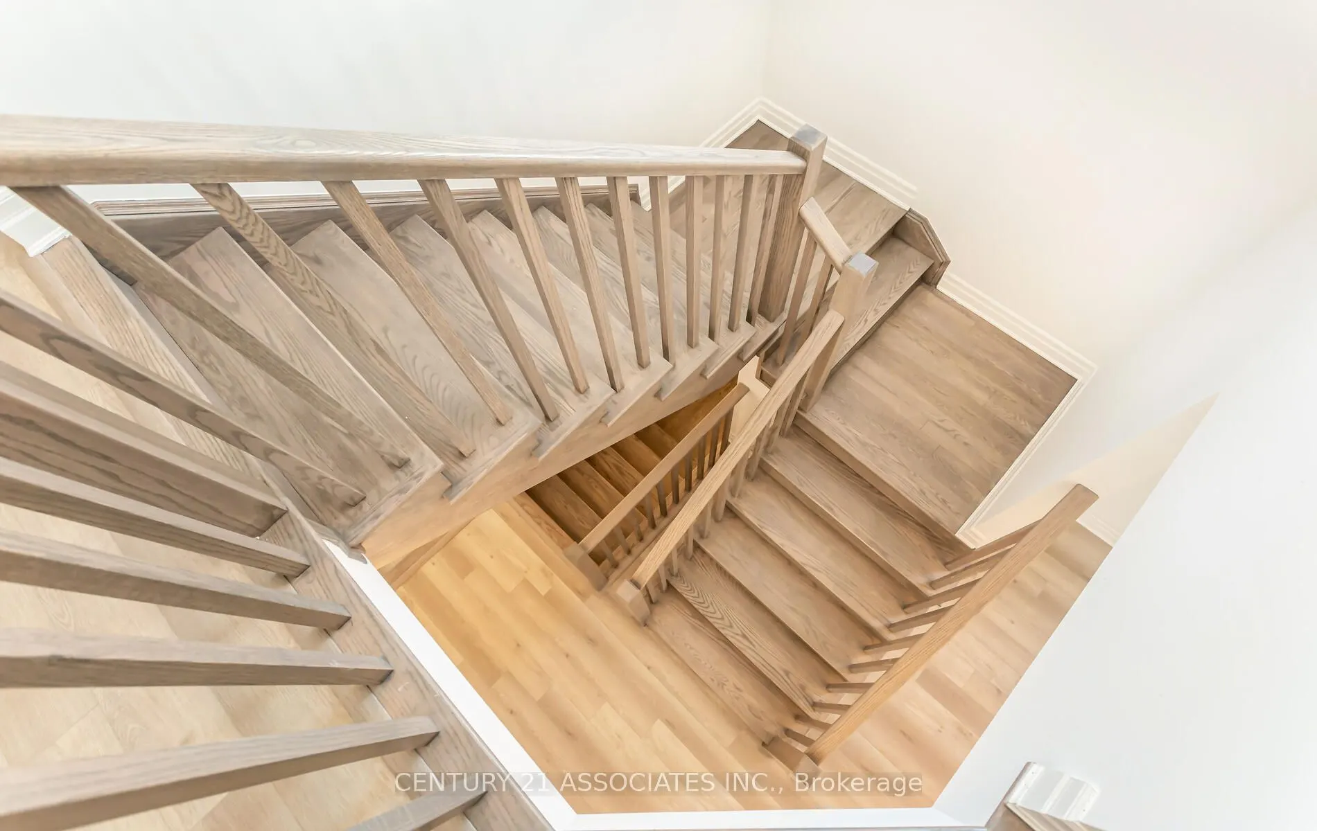 1796 Thames Circle
