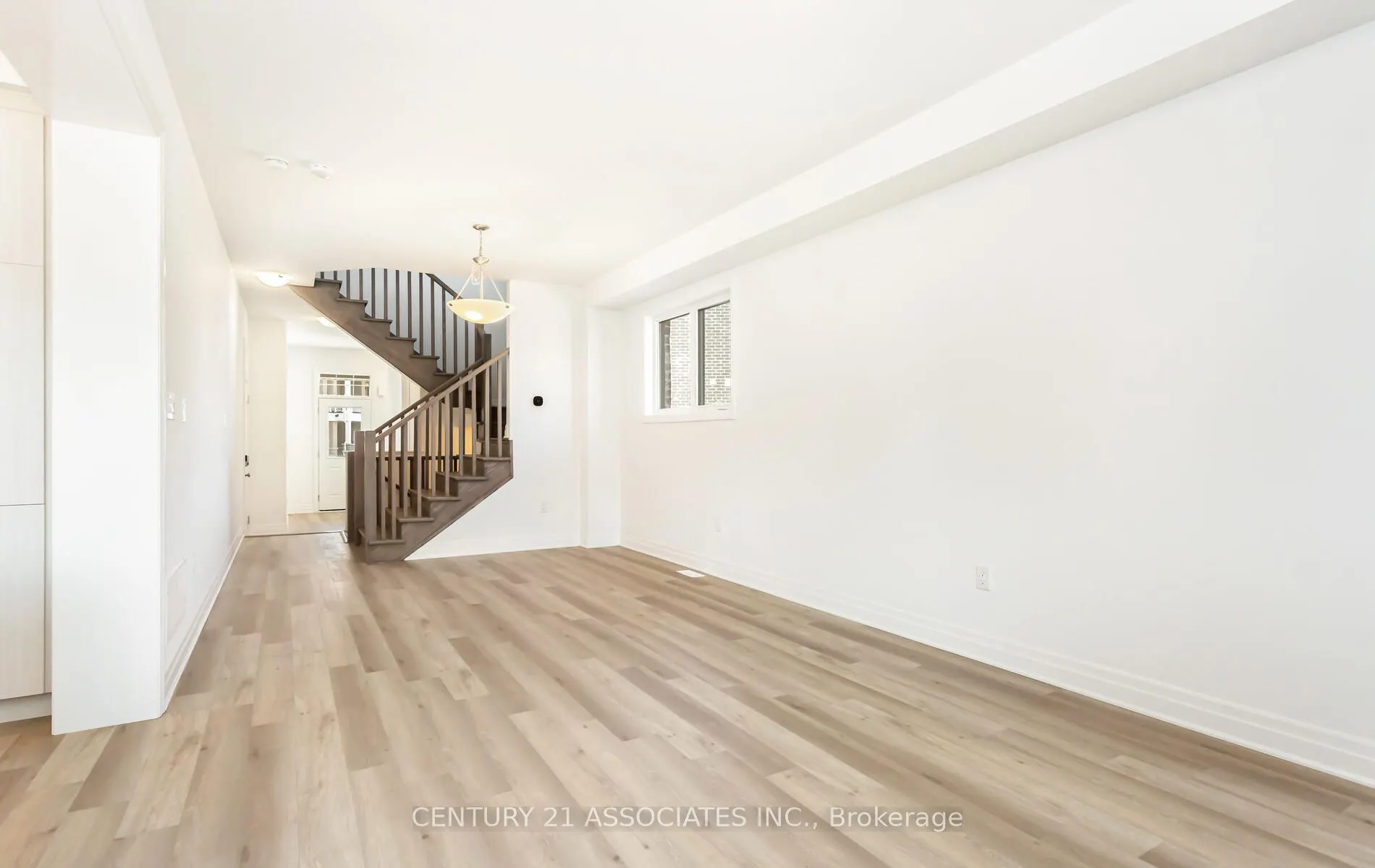 1796 Thames Circle