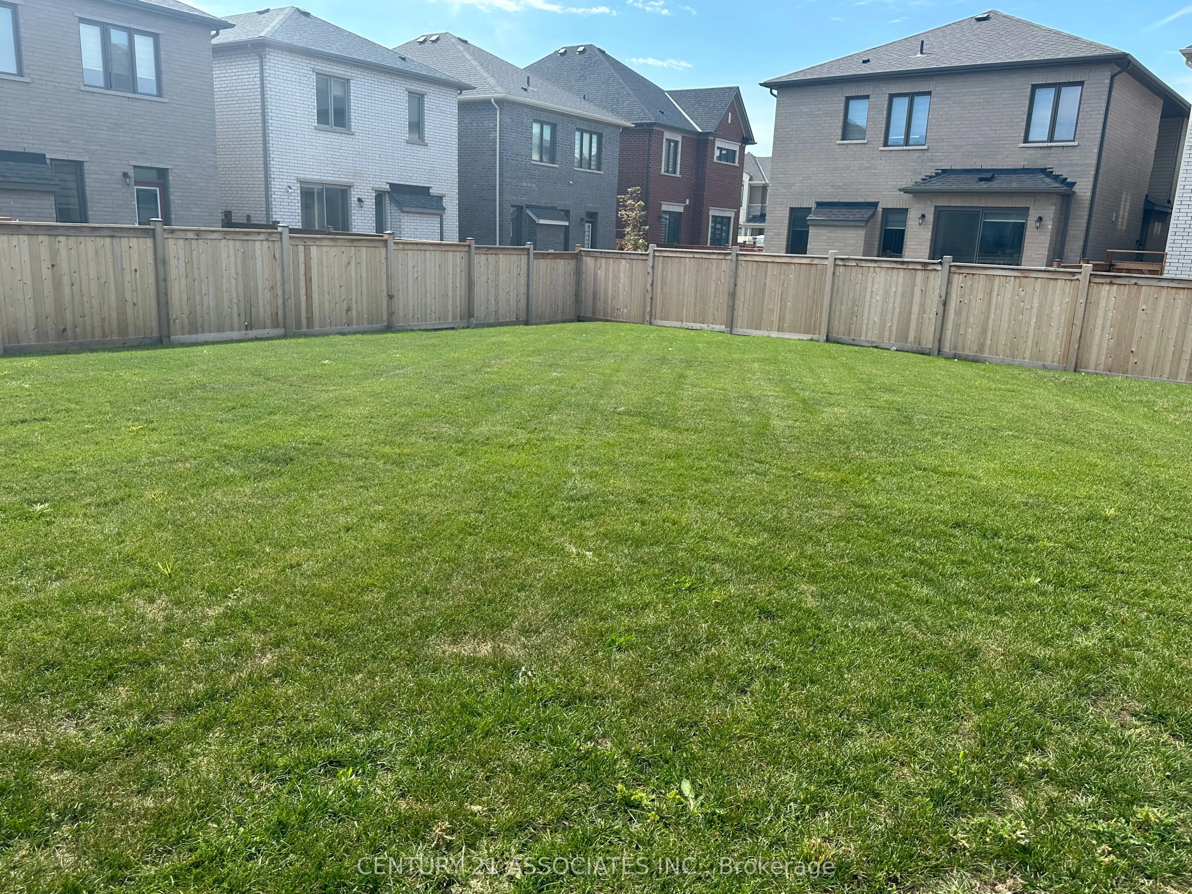 1796 Thames Circle